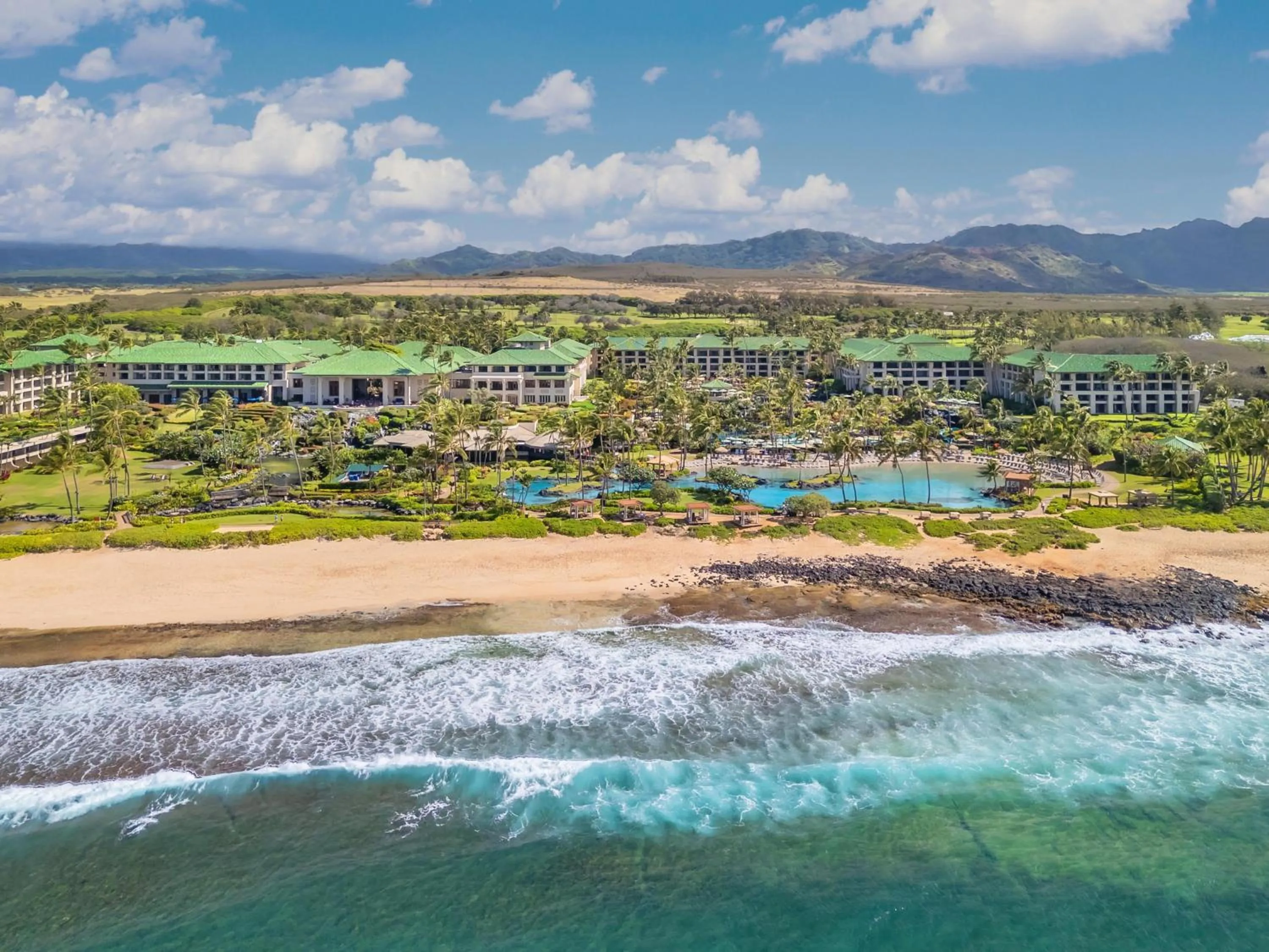 Property building in Grand Hyatt Kauai Resort & Spa