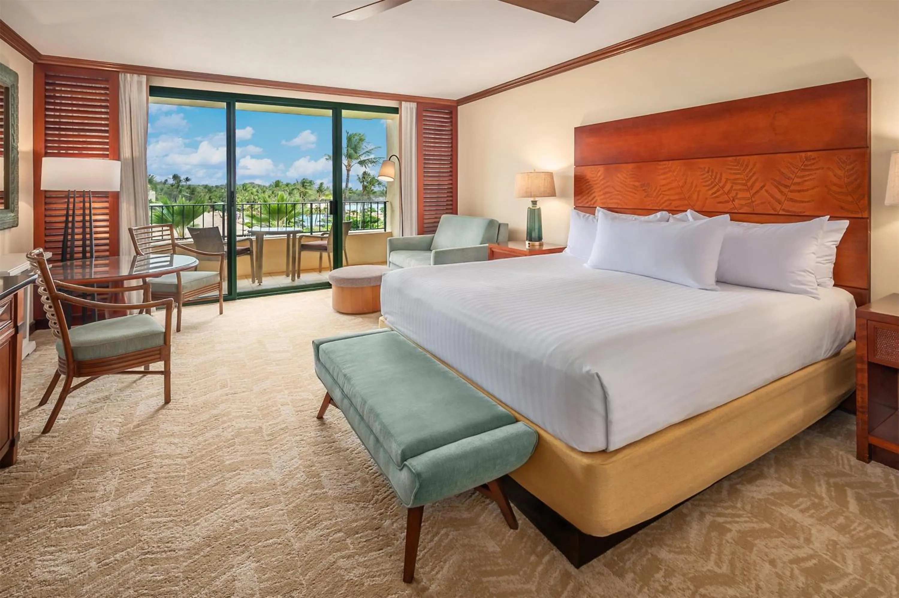 Bedroom, Bed in Grand Hyatt Kauai Resort & Spa