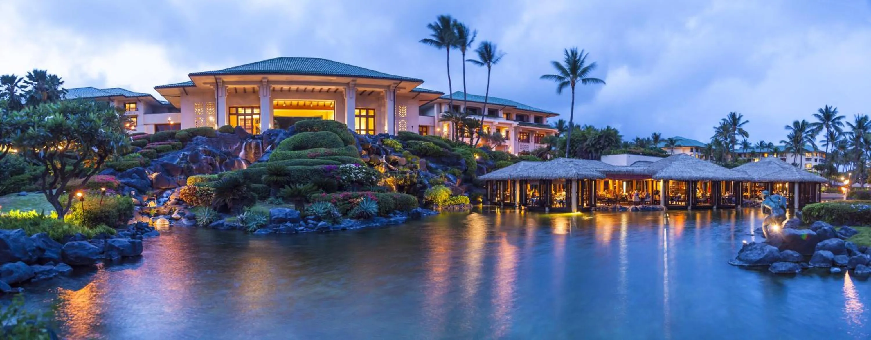 Property building in Grand Hyatt Kauai Resort & Spa