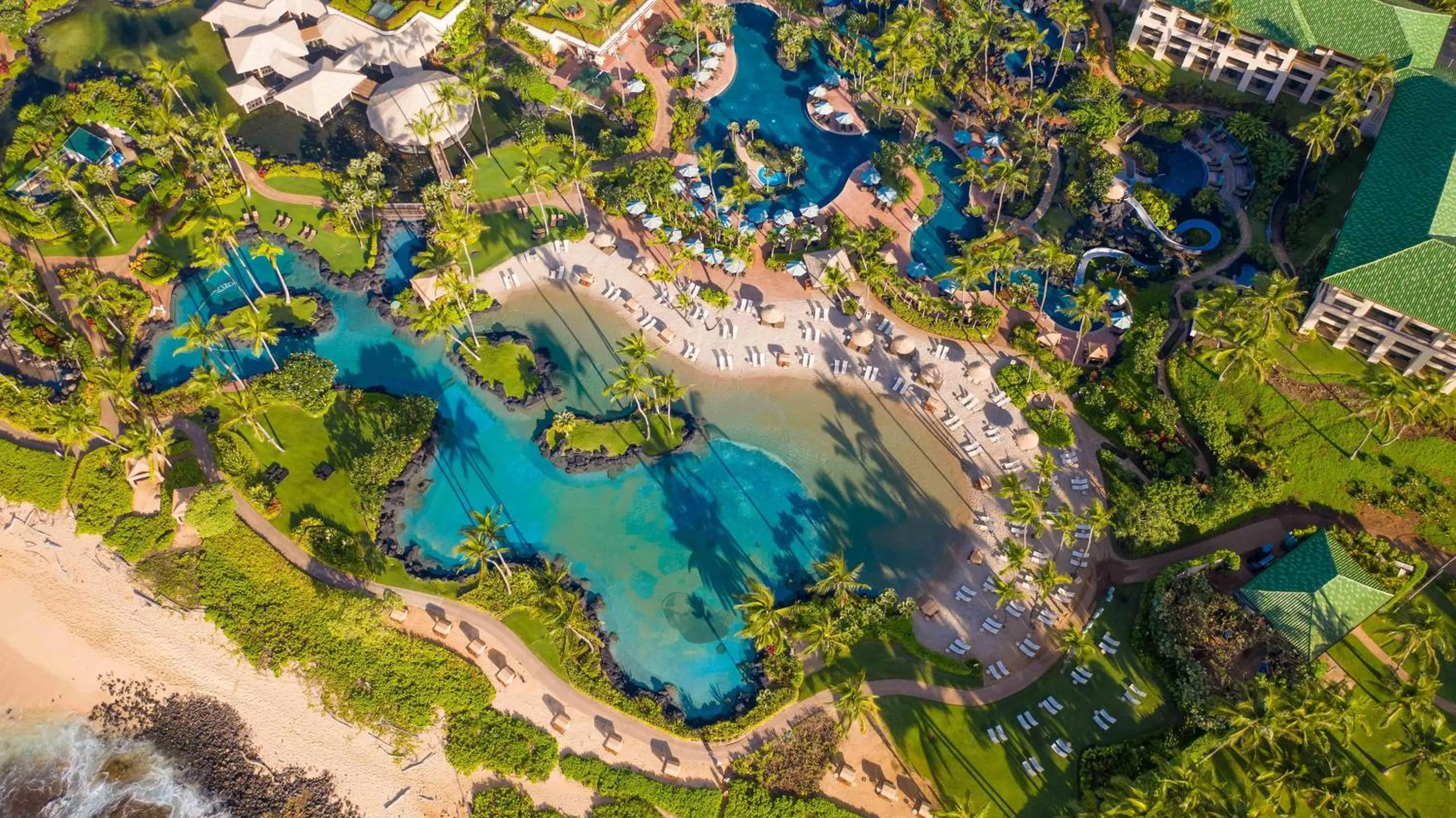 Property building in Grand Hyatt Kauai Resort & Spa