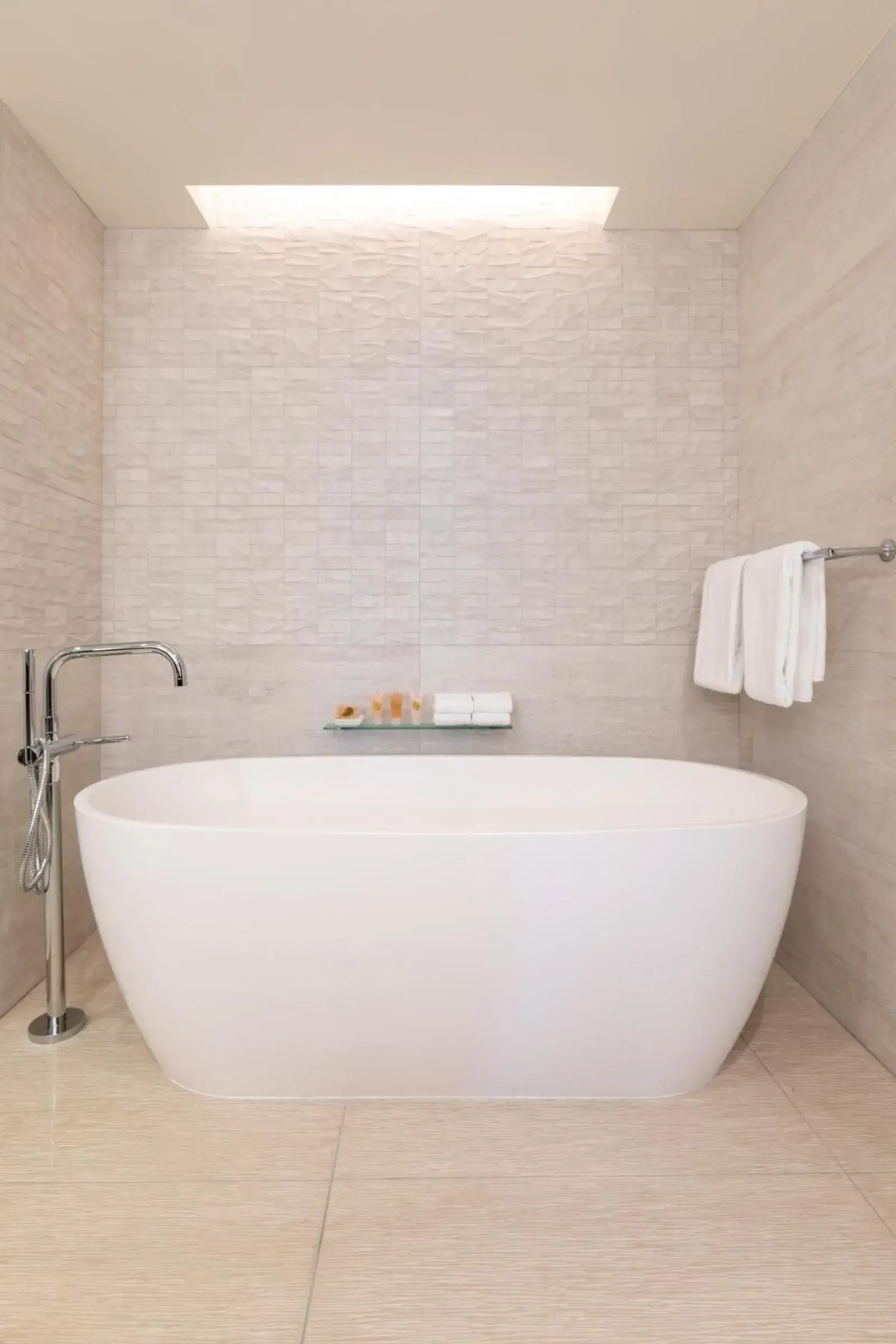 Pool Suite in Grand Hyatt Kauai Resort & Spa Pool Suite in Grand Hyatt Kauai Resort & Spa