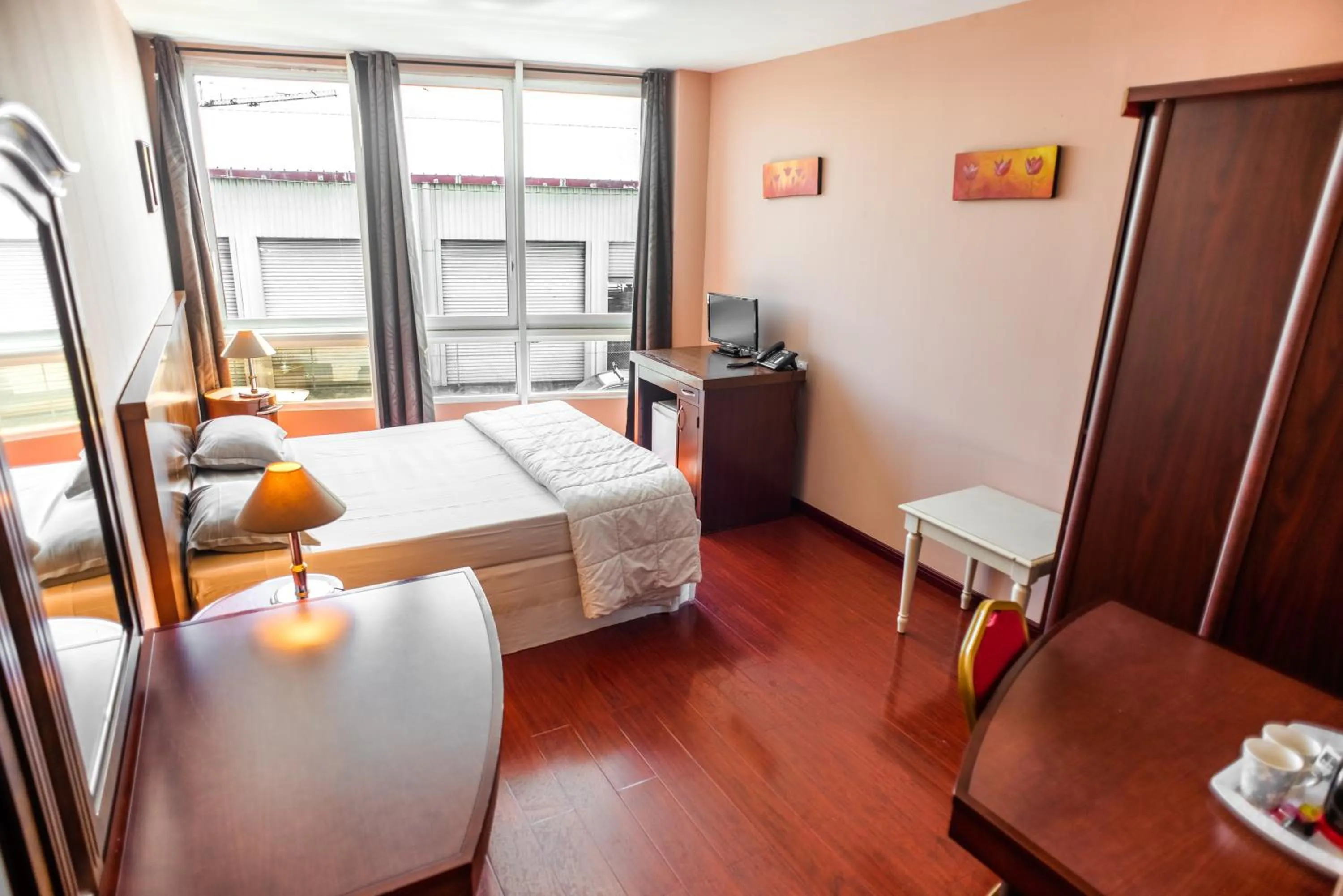 Bedroom, Bed in Hotel Sarah Nui