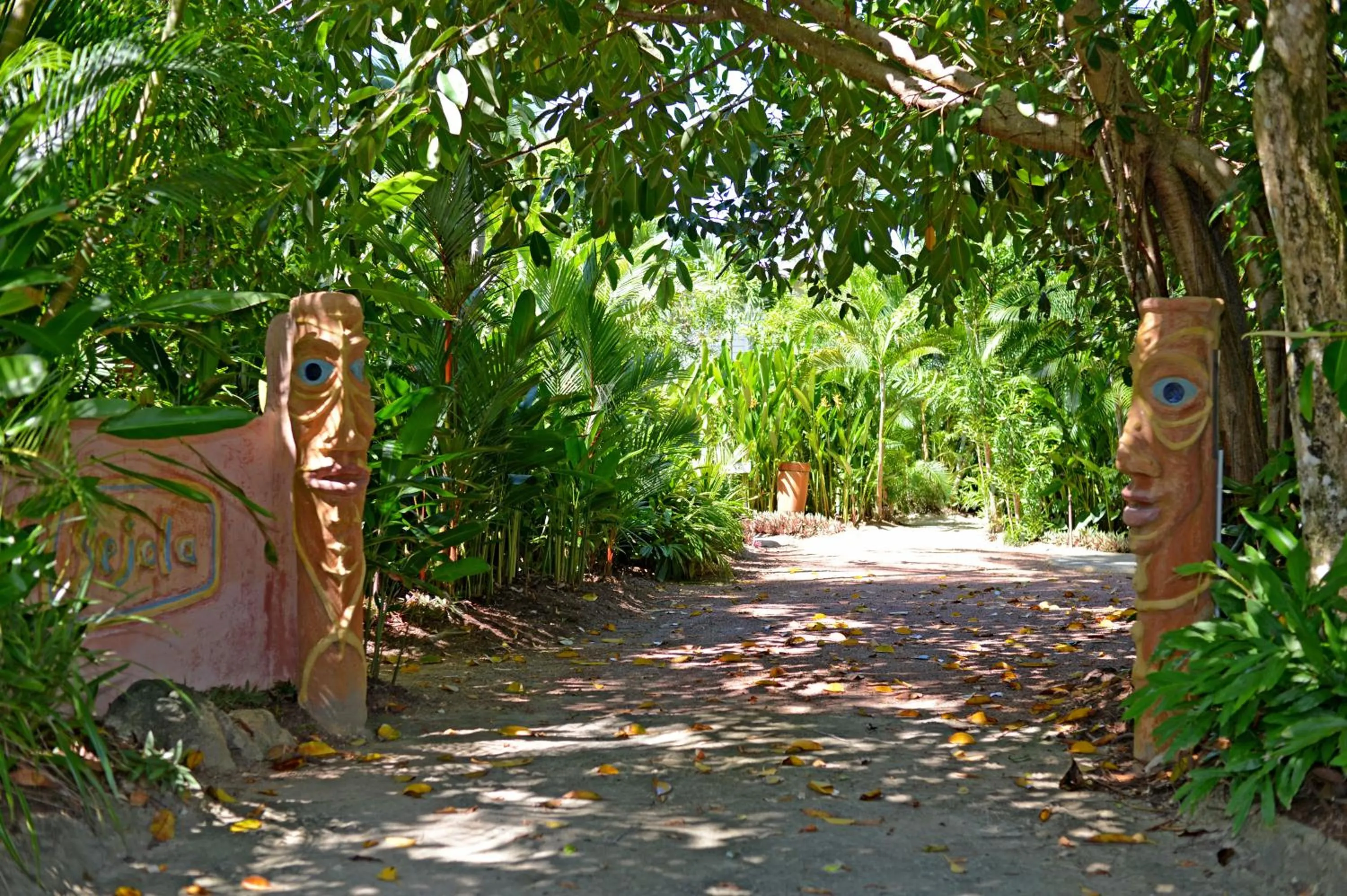 Garden in Sejala Beach Huts