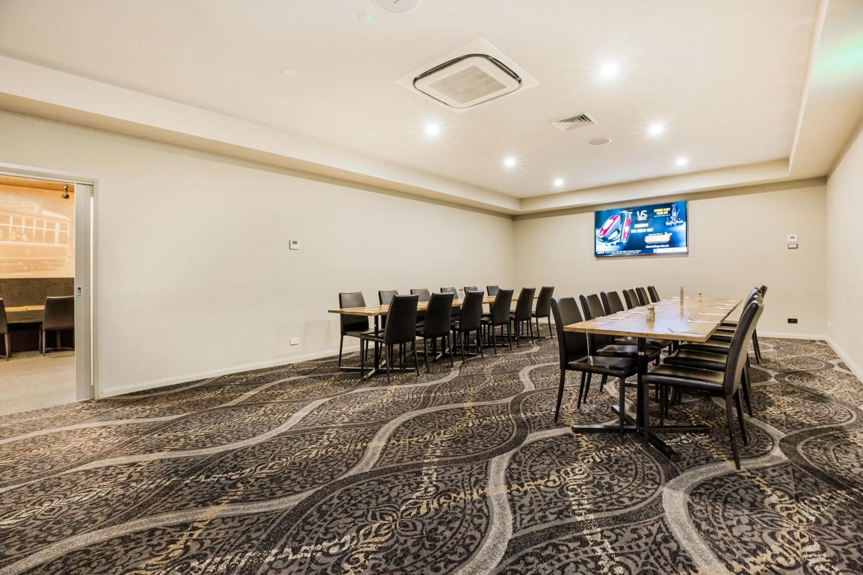 Business facilities in National Hotel Complex Bendigo