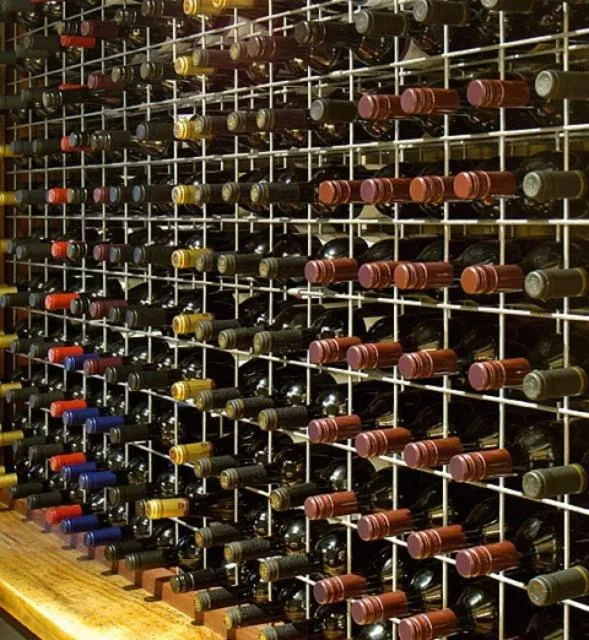 Alcoholic drinks in Rose & Crown Hotel