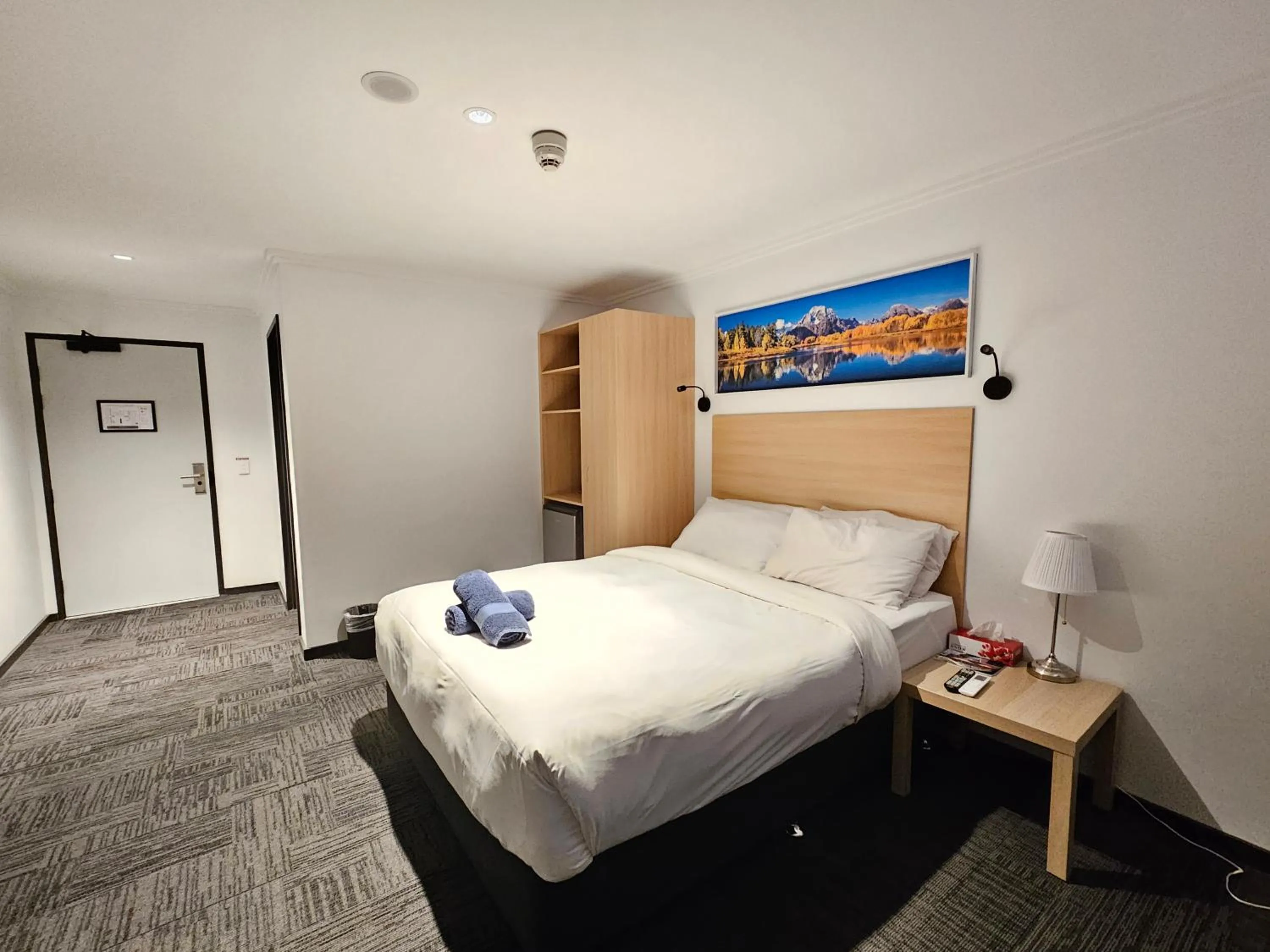 Bed in Econo Lodge Rivervale