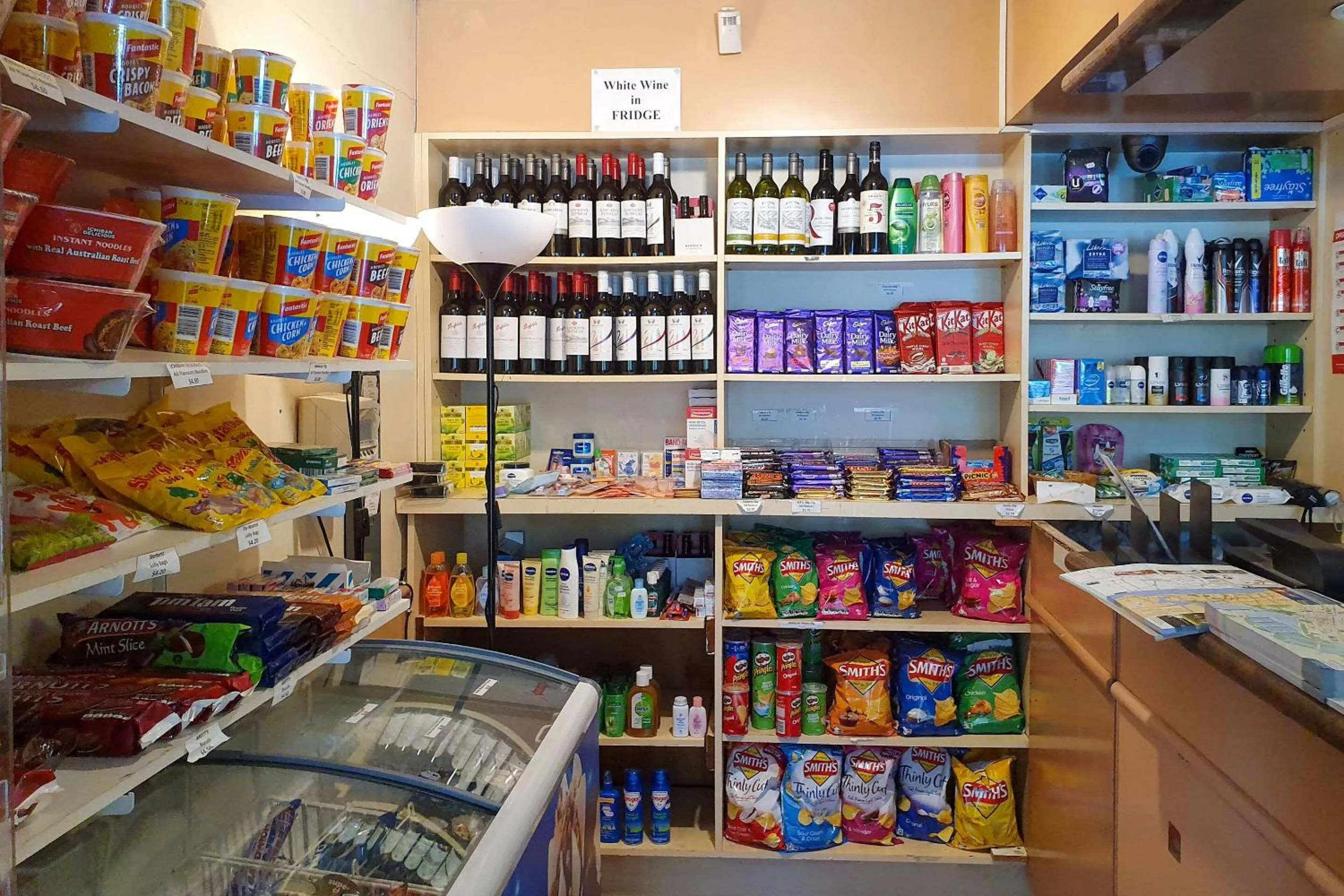 Food and drinks in Econo Lodge Rivervale