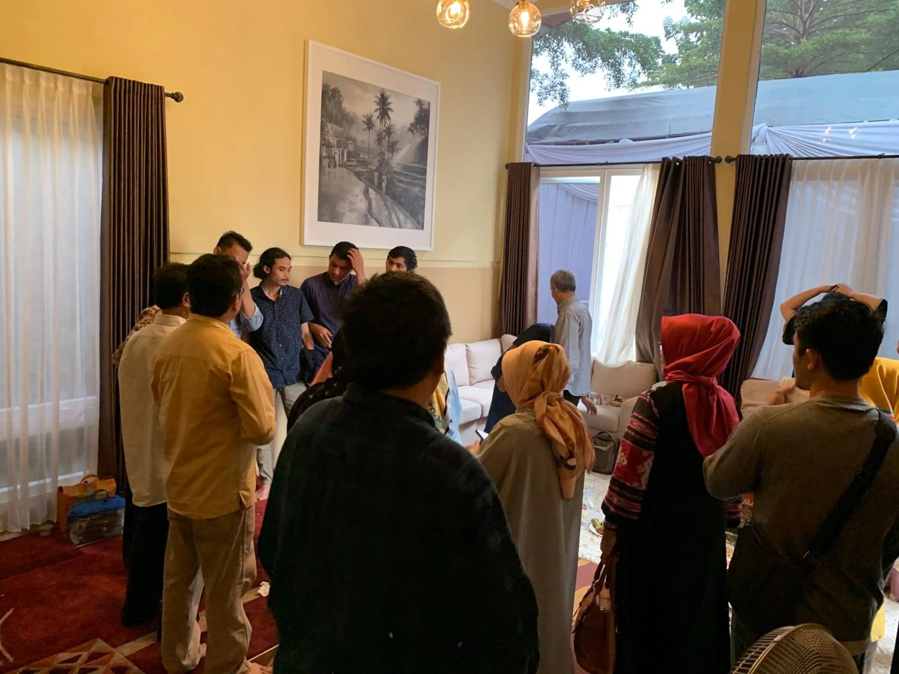 People in Embay House & Private Pool