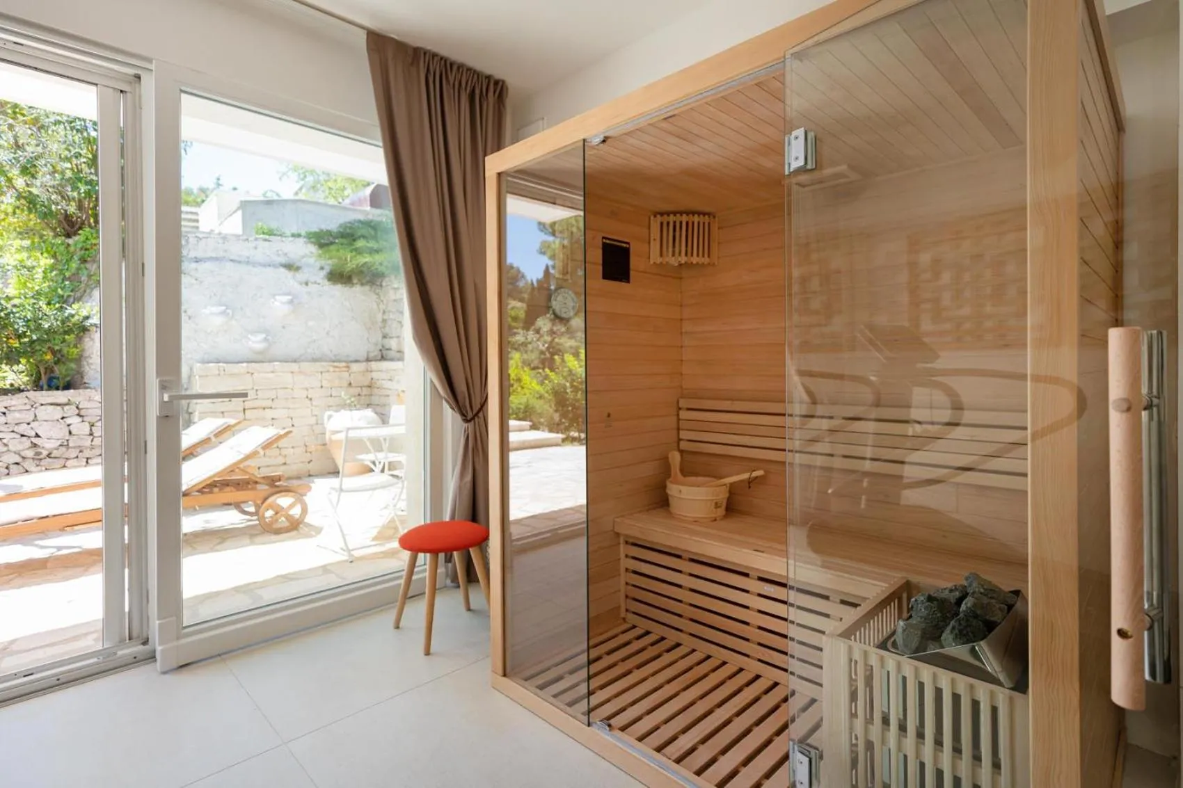 Sauna in Villa Lemorè