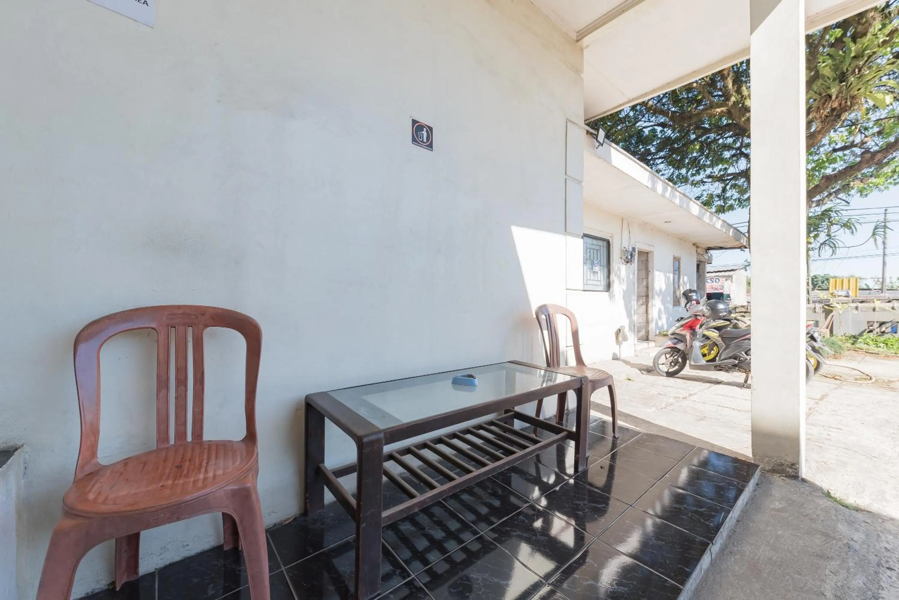 Balcony/Terrace in RedDoorz Syariah @ Jl Raya Sukabumi