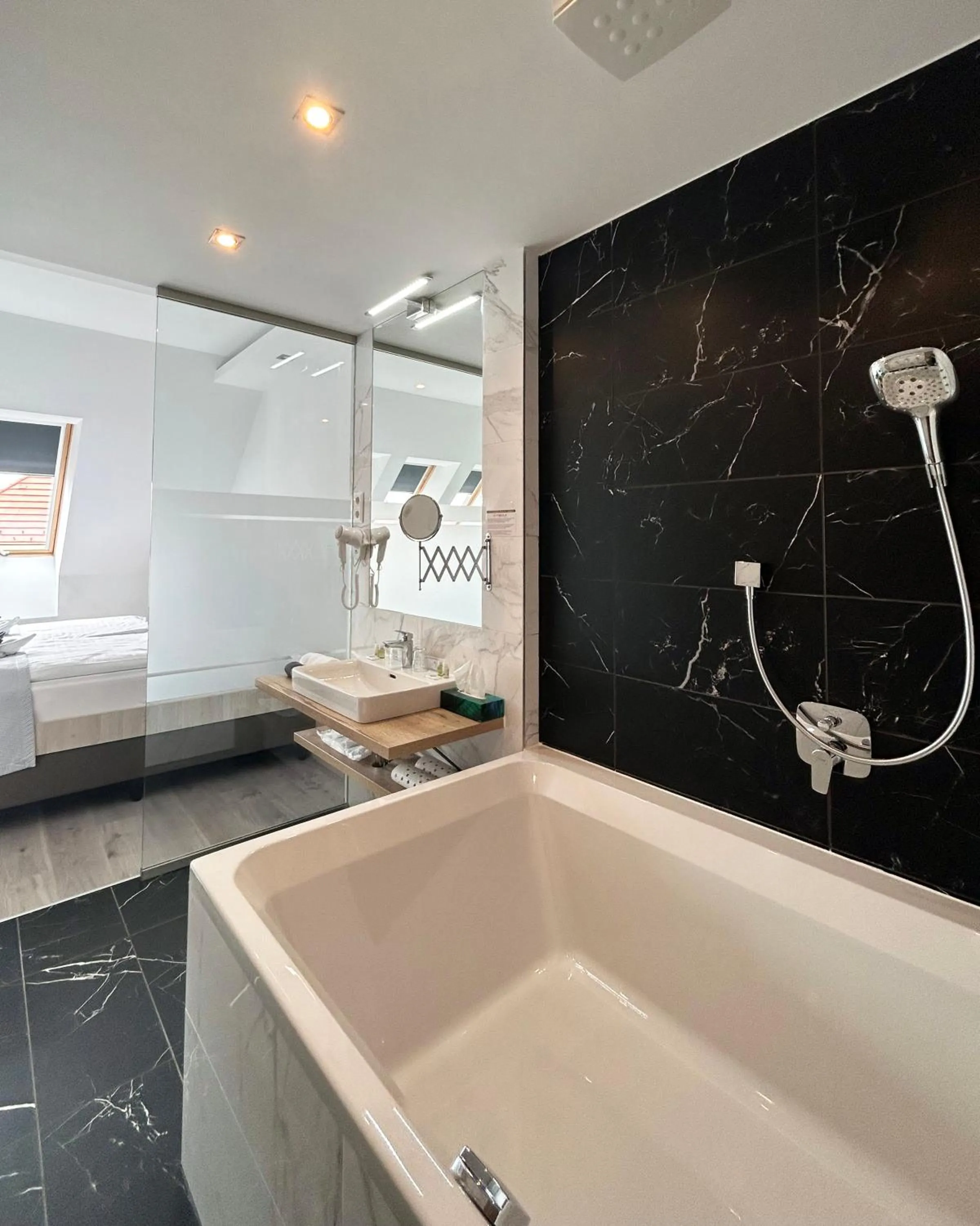 Toilet in Fibula Residence Hotel & Wellness - Adults Only