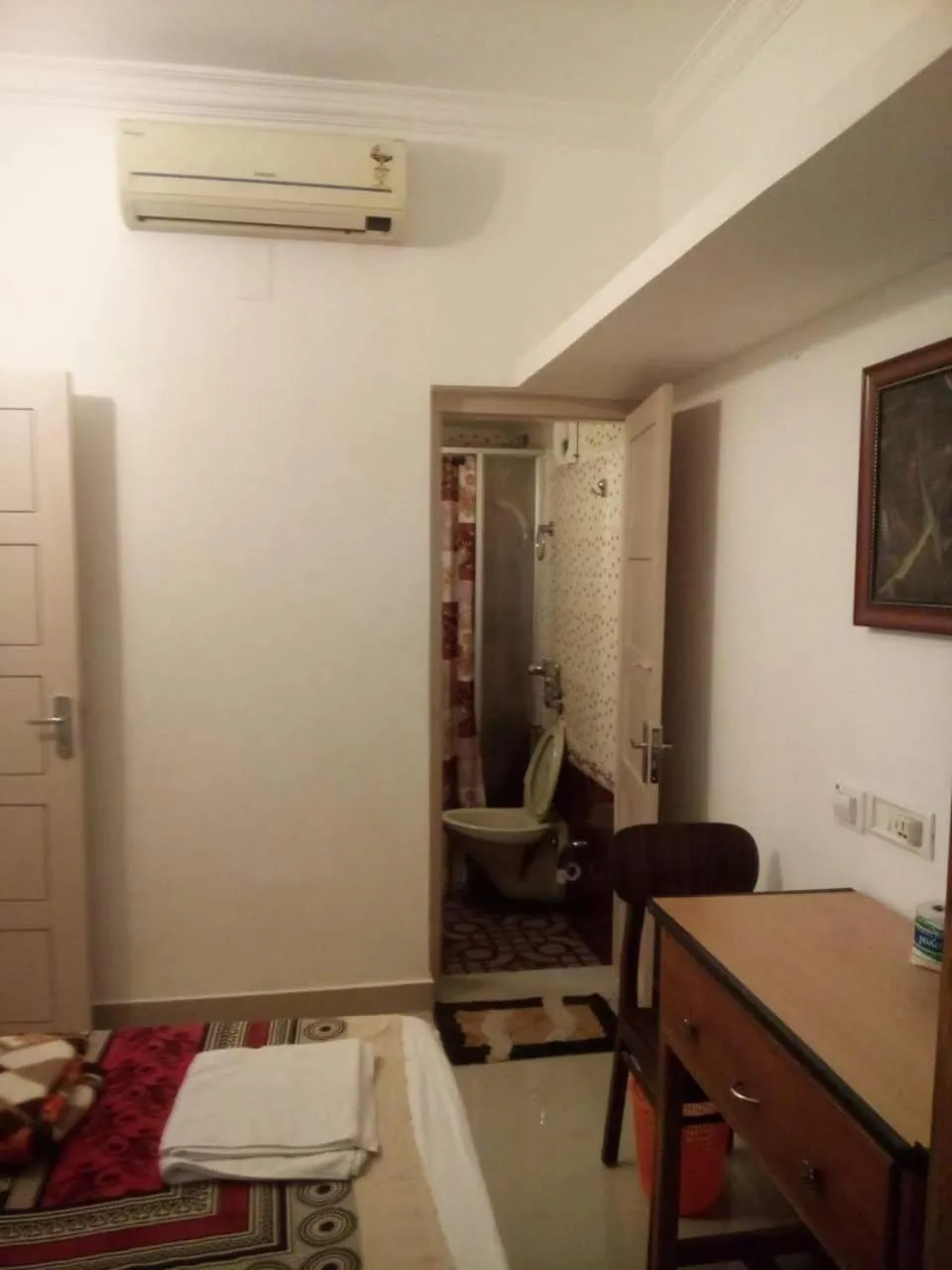 Bed in Nathans Holiday Home