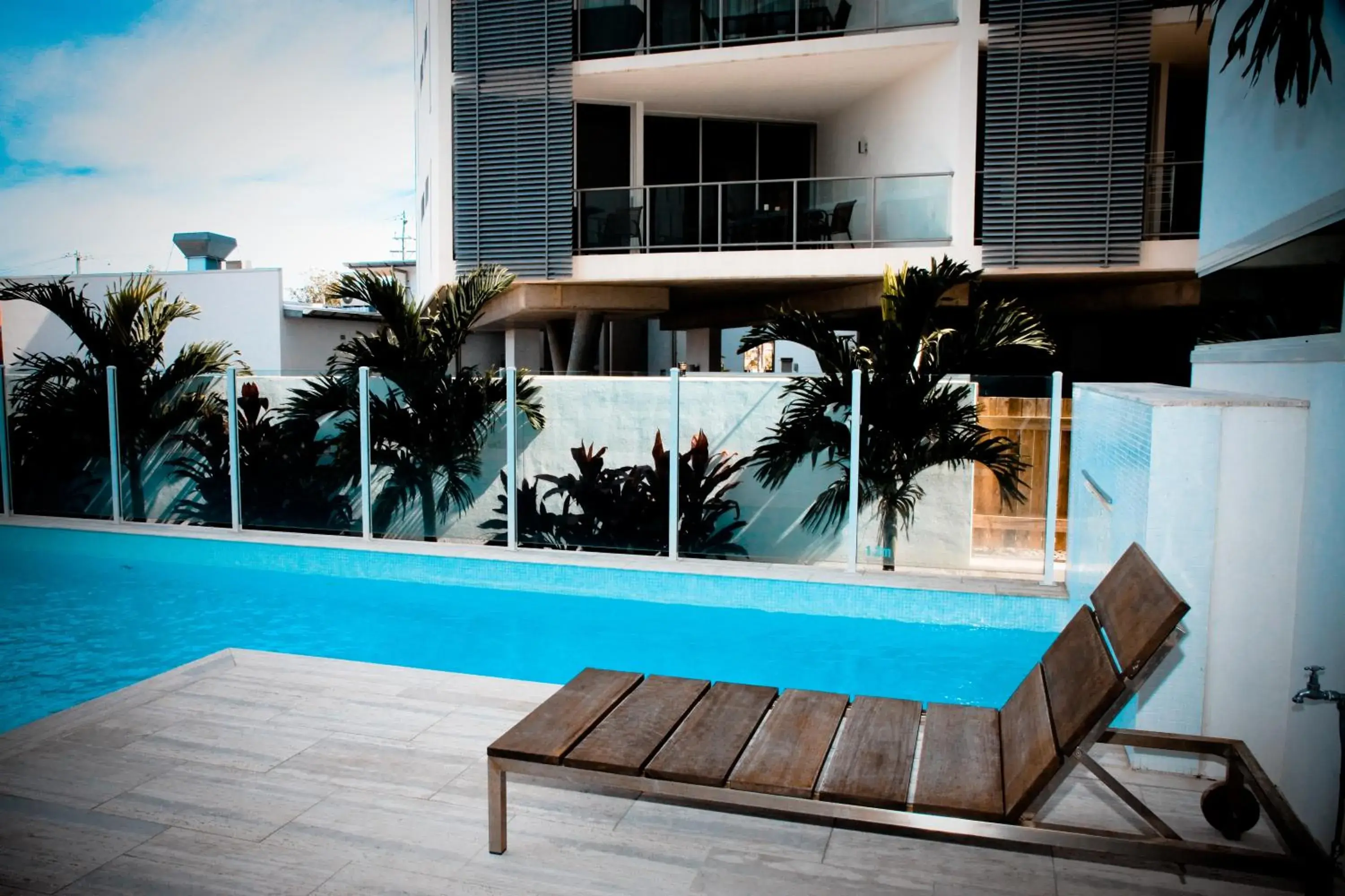 Swimming pool in Lanai Riverside Apartments Swimming pool in Lanai Riverside Apartments