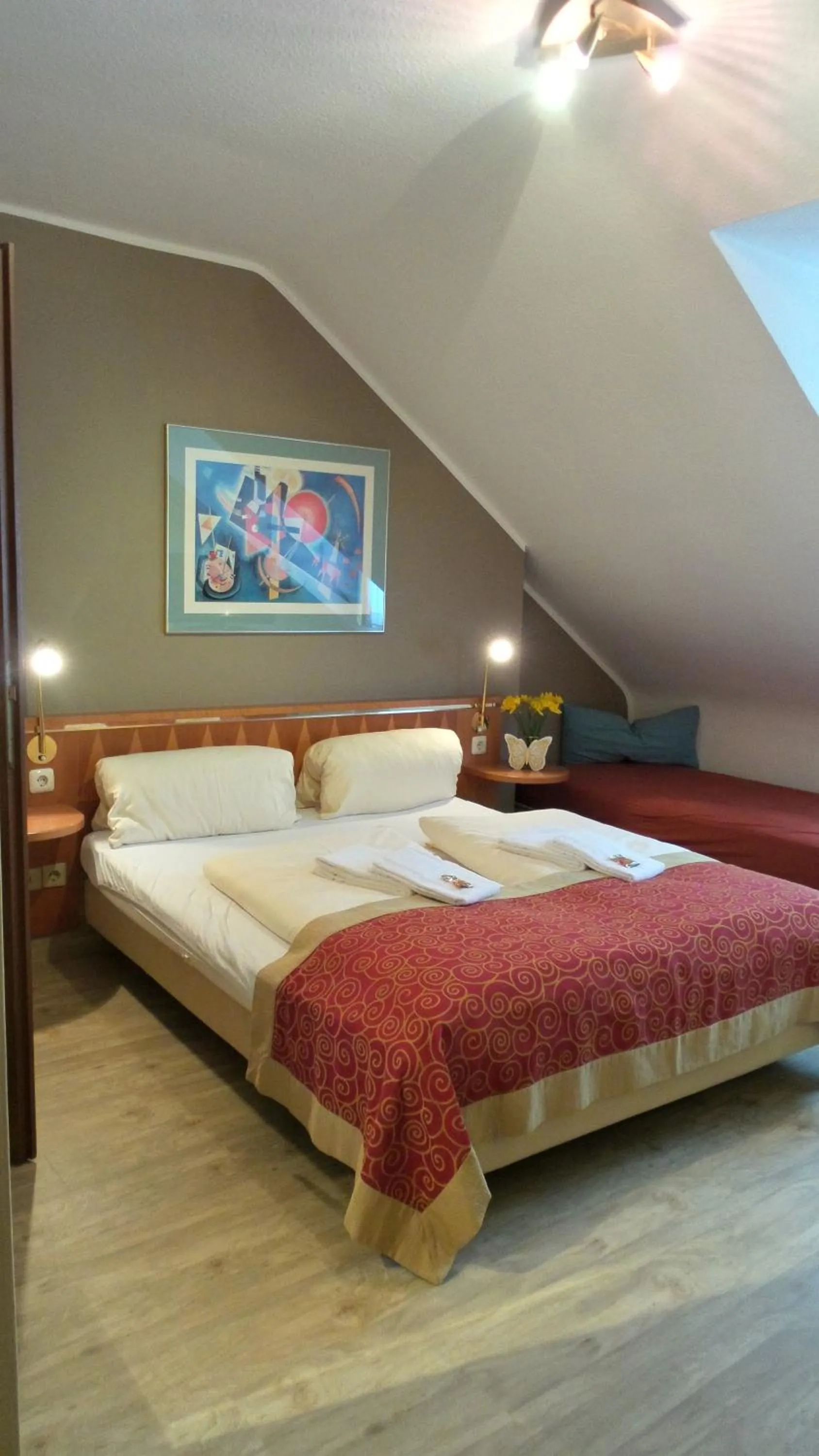 Bed in Hotel Alt Montjoie