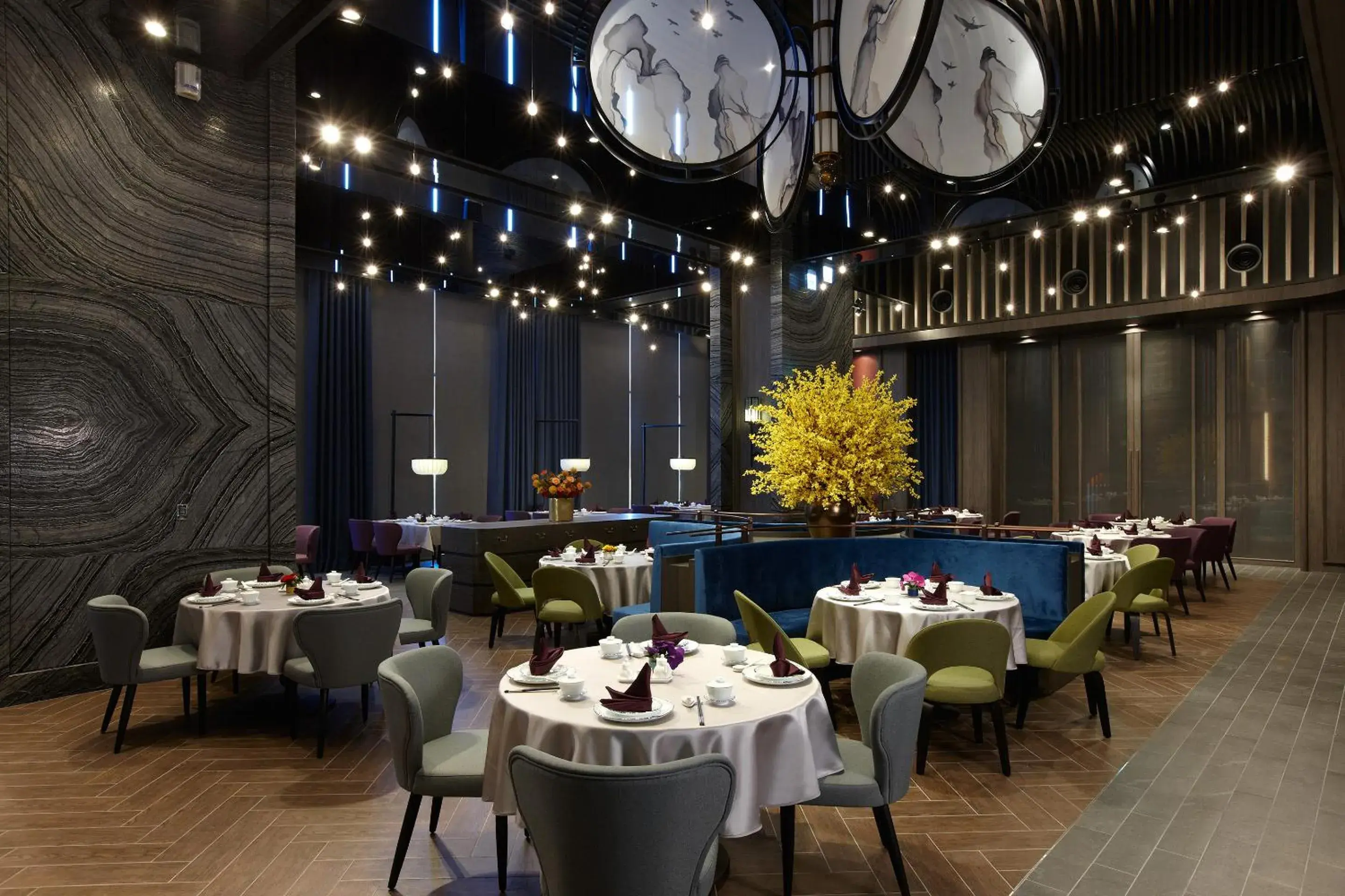 Restaurant/places to eat in COZZI Blu Restaurant/places to eat in COZZI Blu