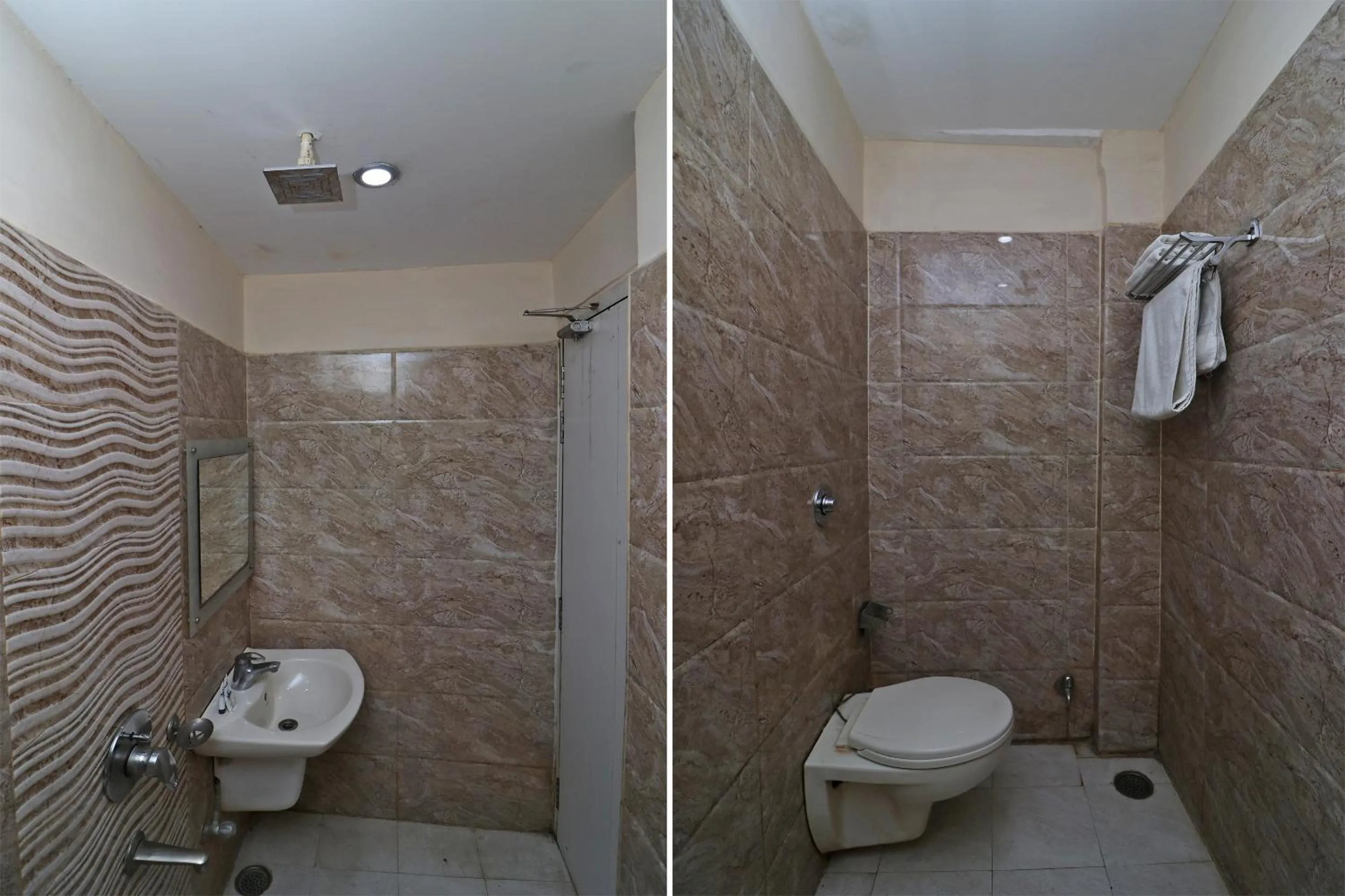 Bathroom in Hotel Mandiram