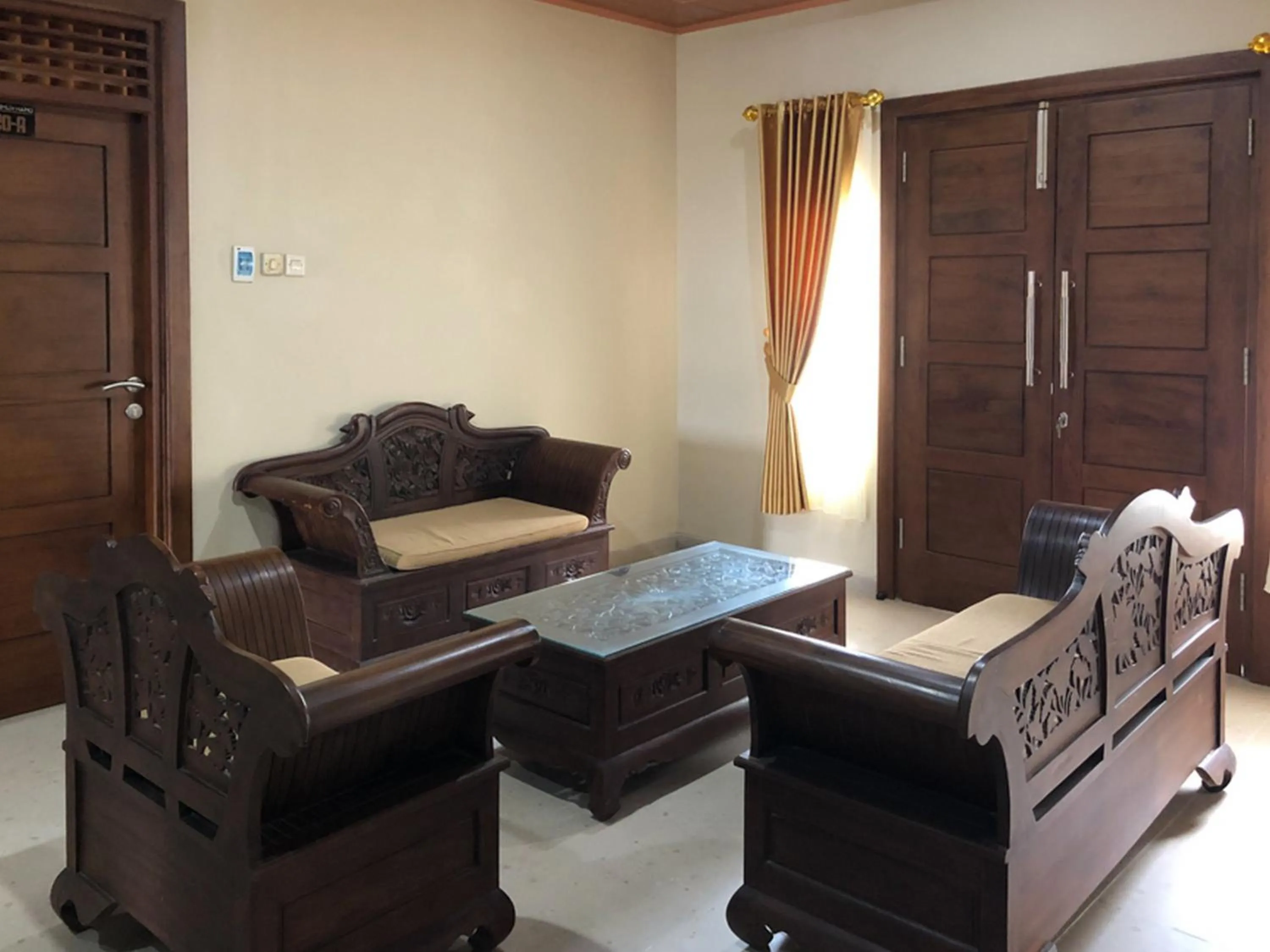 RedDoorz near XT Square 3