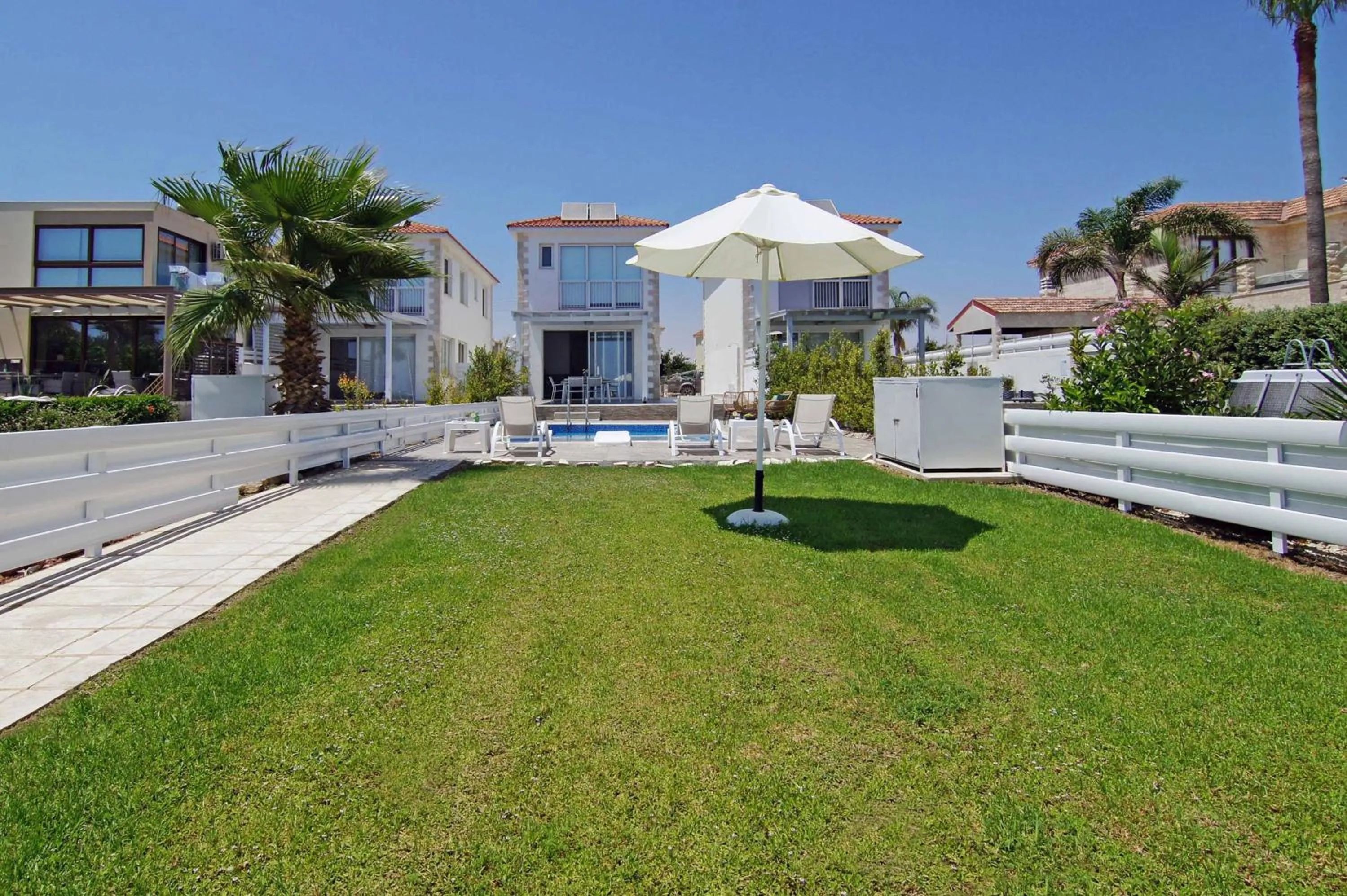 Villa Ivory - Seafront