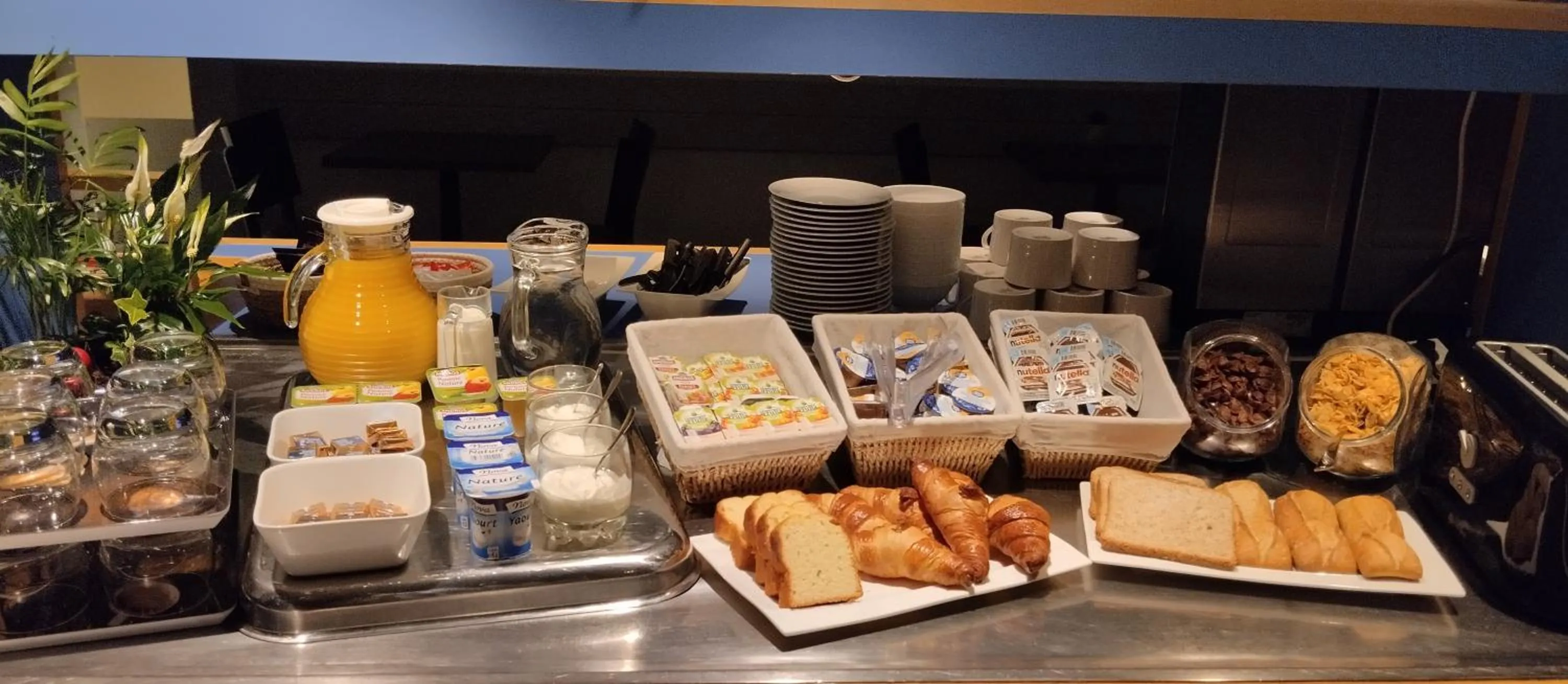 Breakfast in initial by balladins Sable sur Sarthe