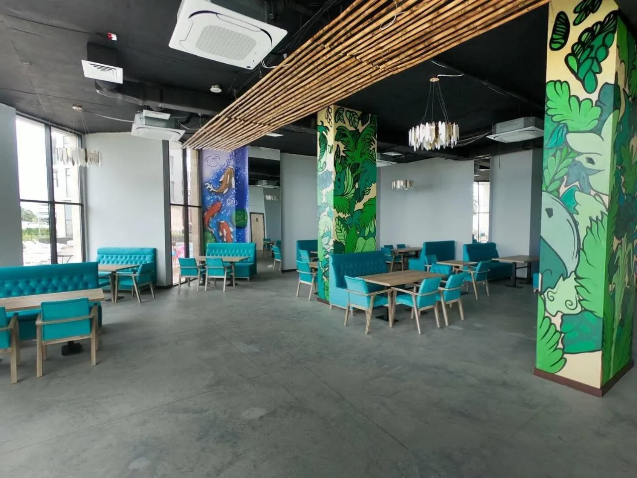 Restaurant/places to eat in Pano Hotel