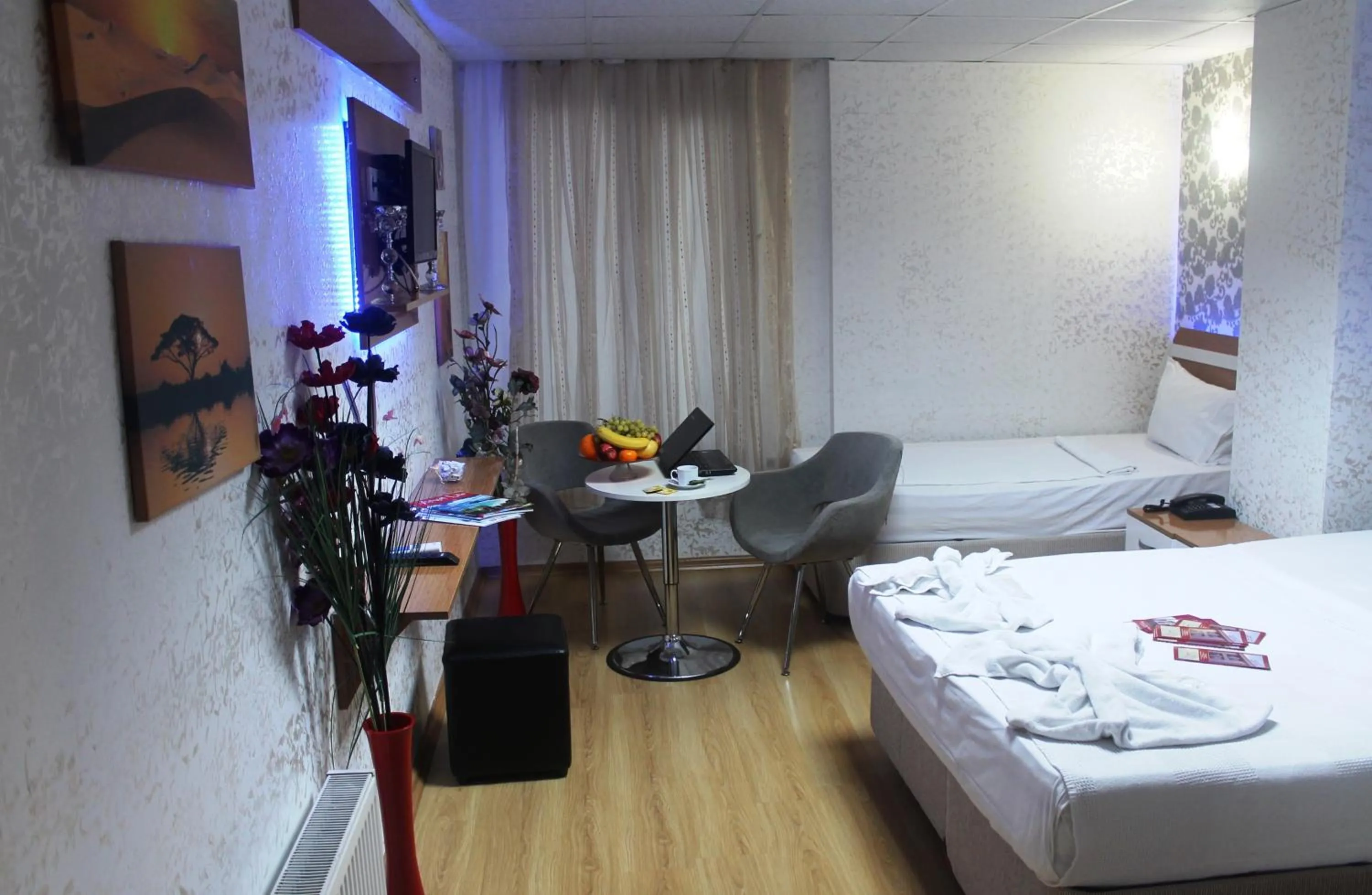 Photo of the whole room, Bed in Avcılar İnci Hotel