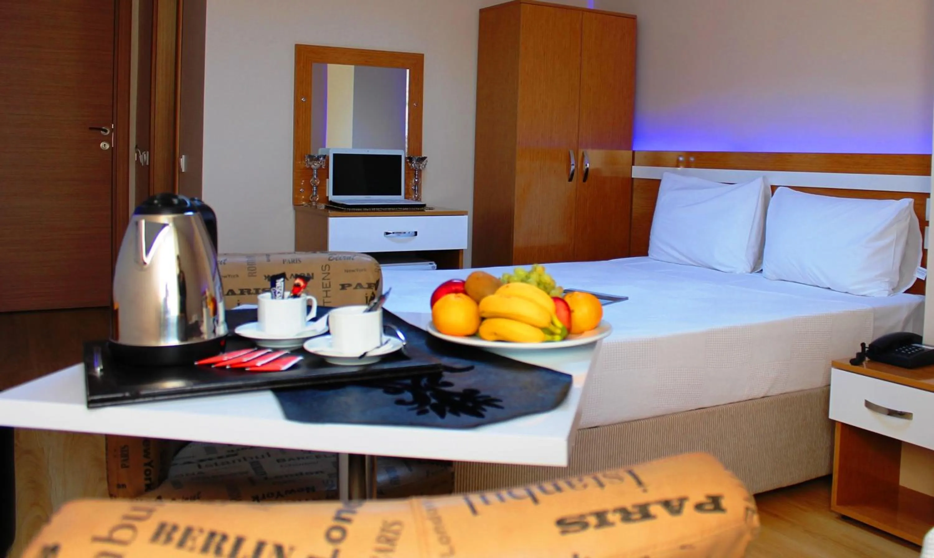 Bed in Avcılar İnci Hotel