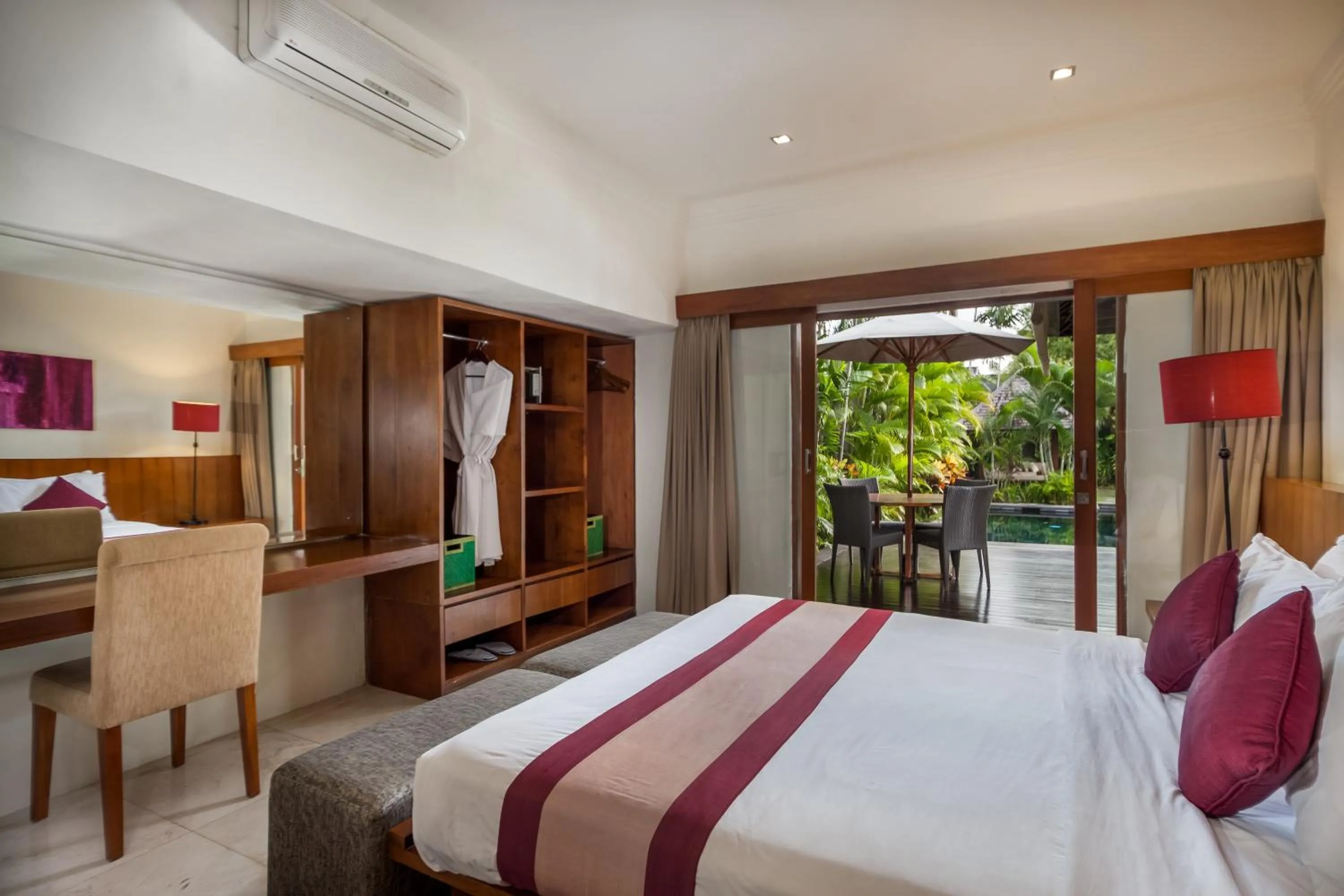Bedroom, Bed in Serene Villas