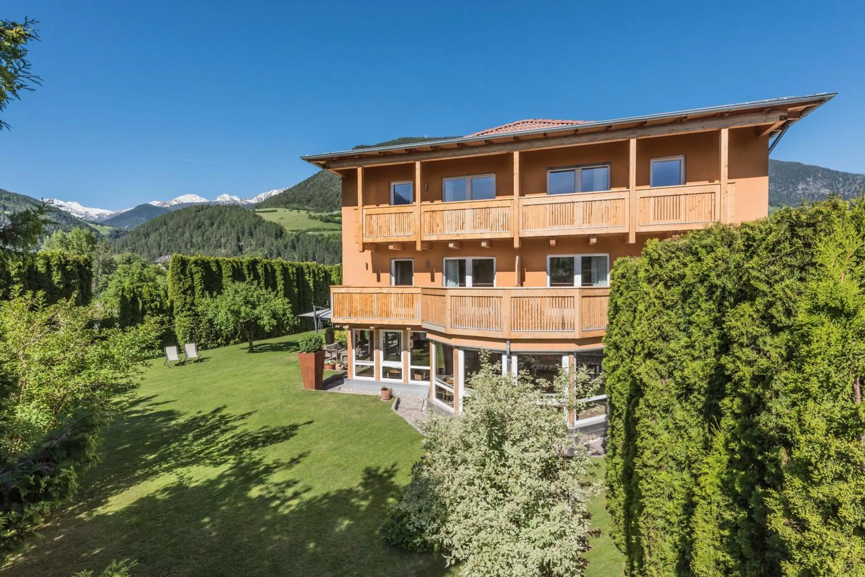 Residence-Garni Haus Tschenett Residence-Garni Haus Tschenett
