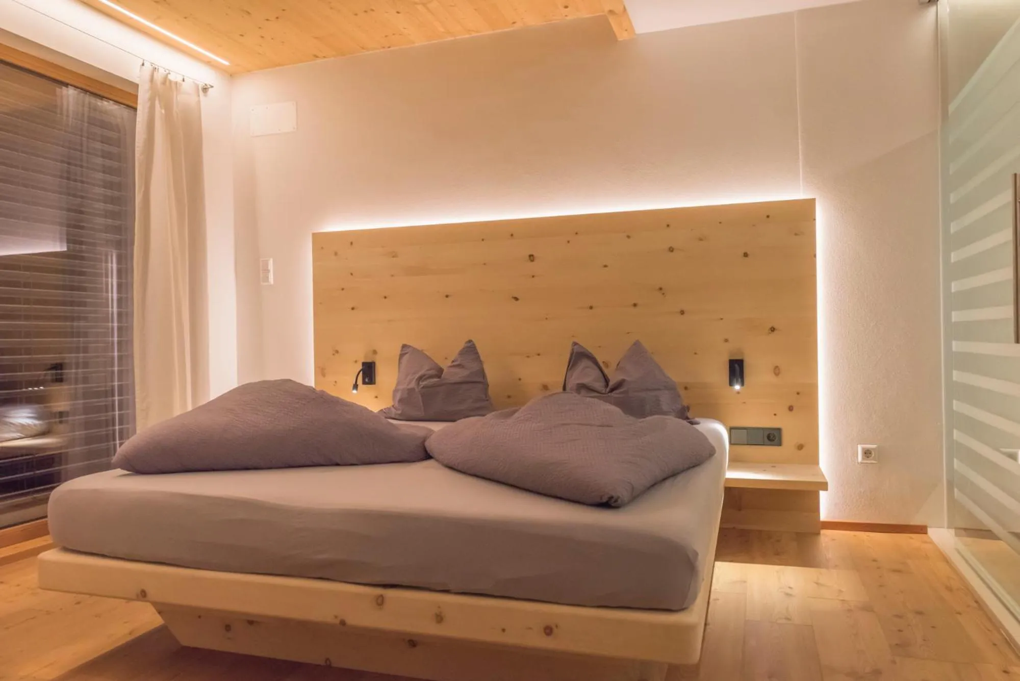 Bed in Residence-Garni Haus Tschenett