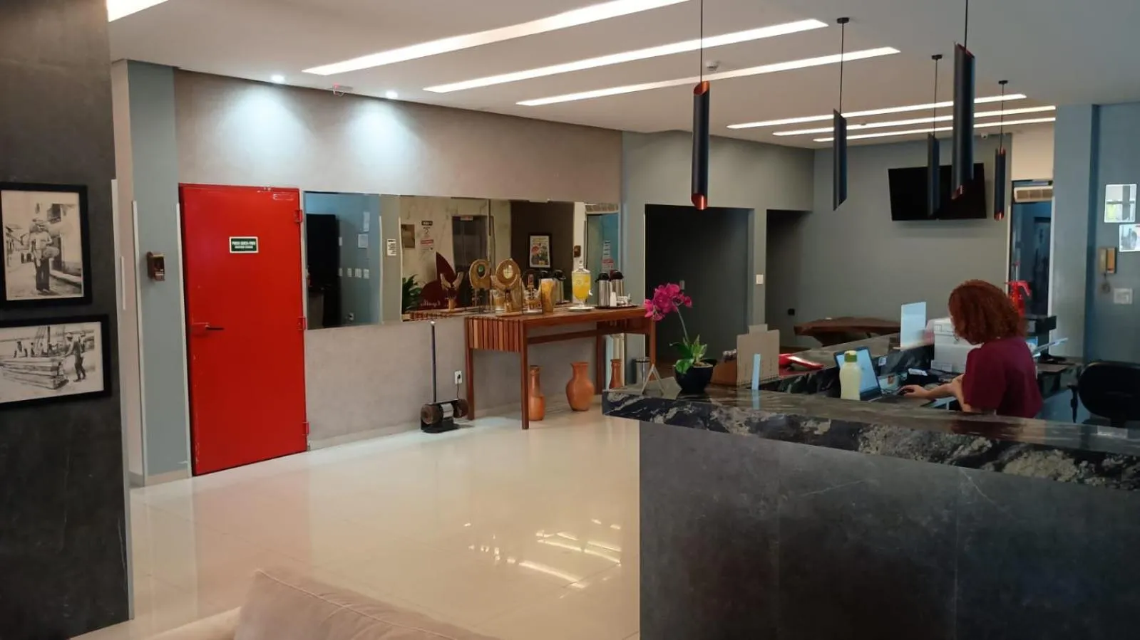 INACIO'S PLAZA HOTEL