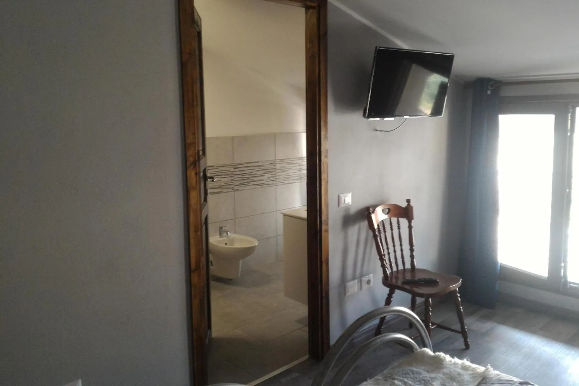 Corona Bed & Breakfast