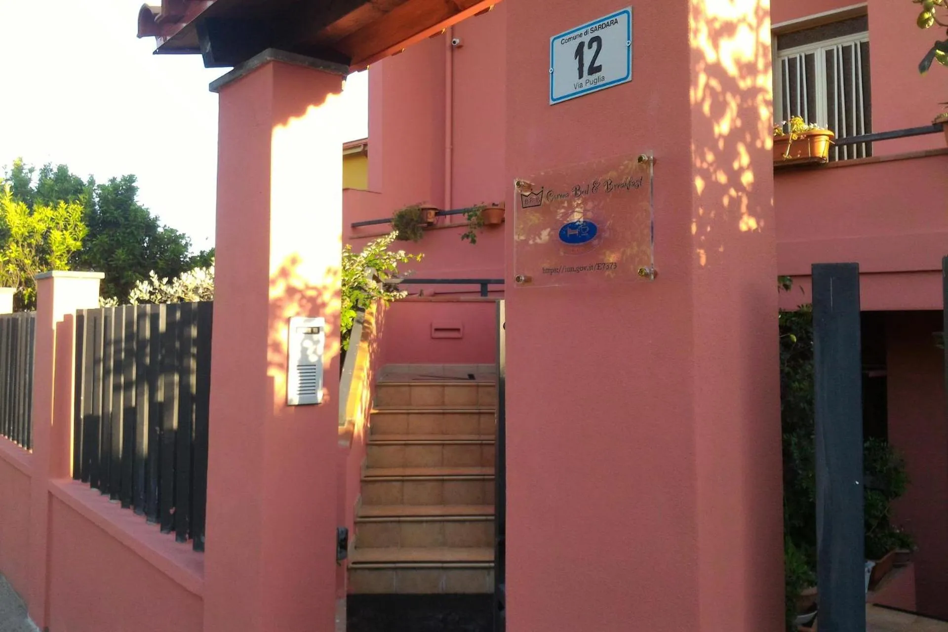 Corona Bed & Breakfast