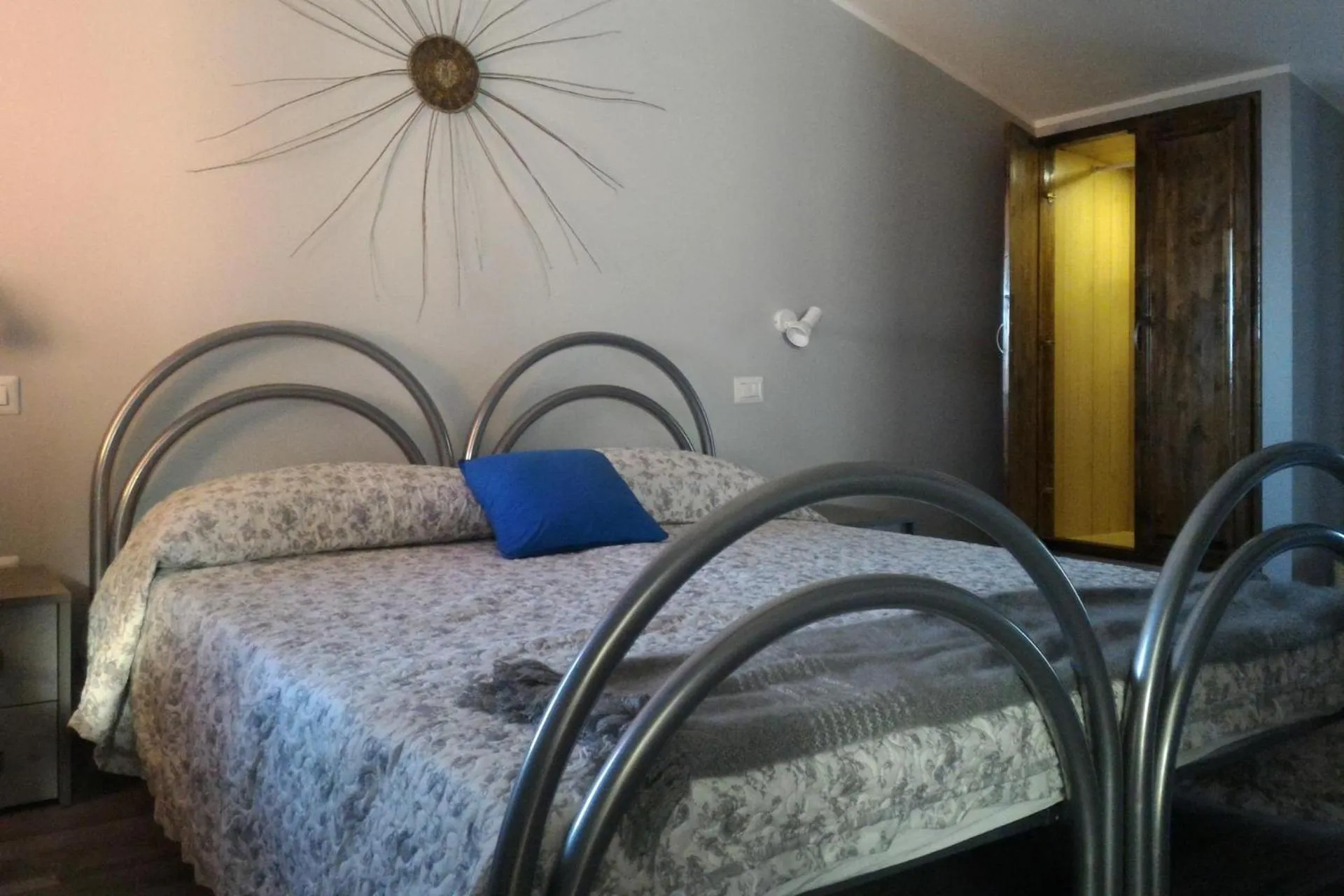 Bed in Corona Bed & Breakfast