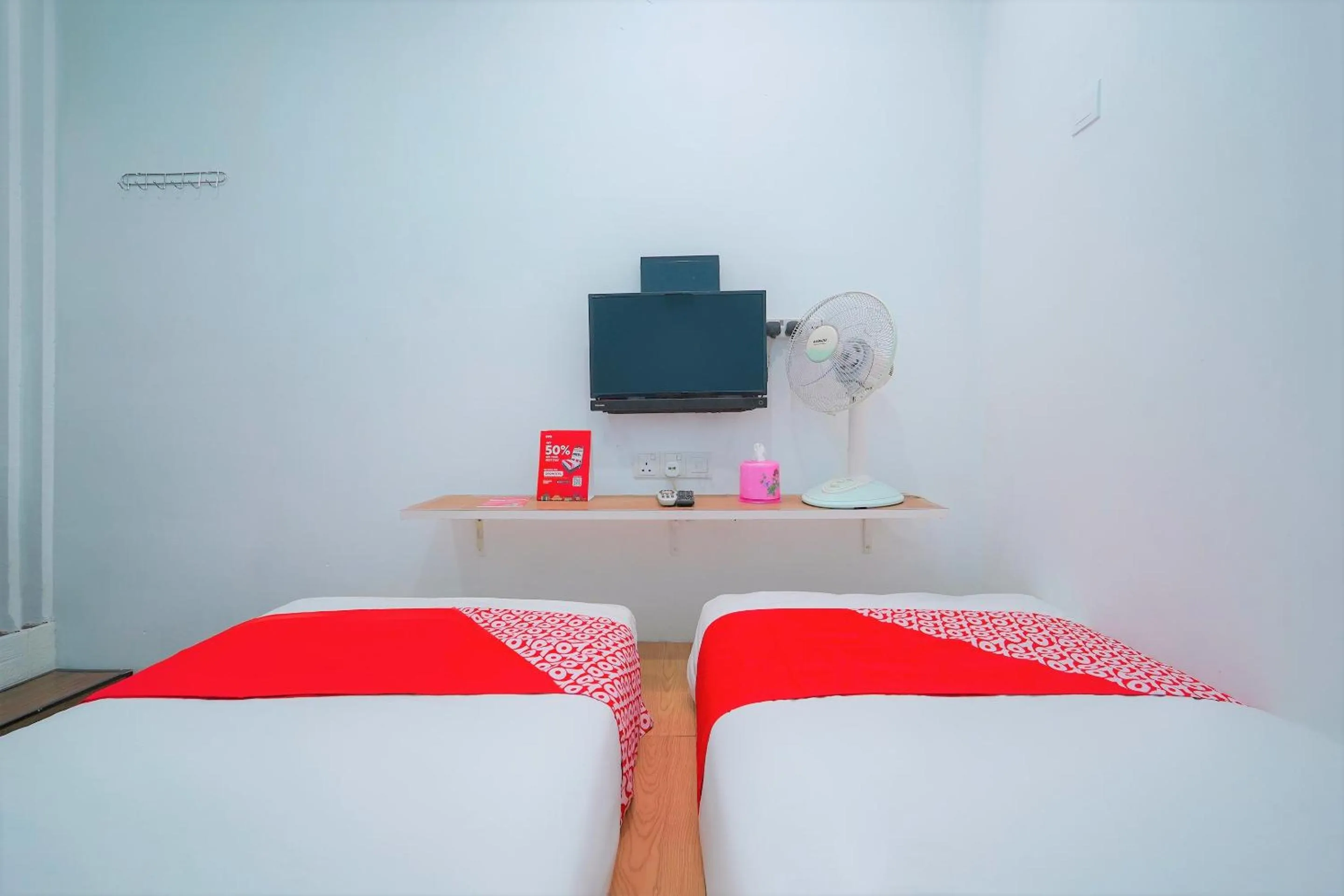 Bedroom, Bed in Hotel O V Stay Guesthouse