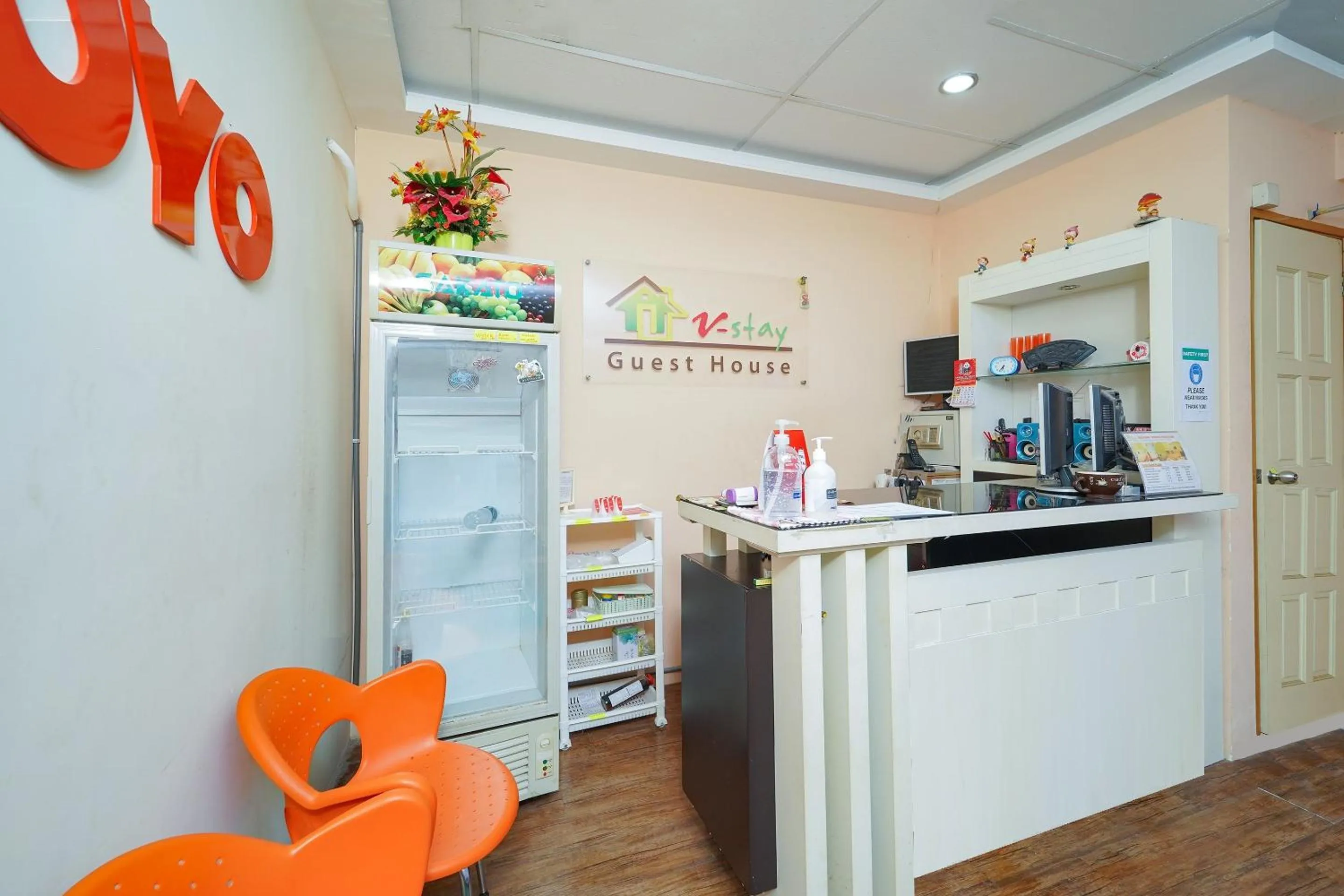 Lobby or reception in Hotel O V Stay Guesthouse