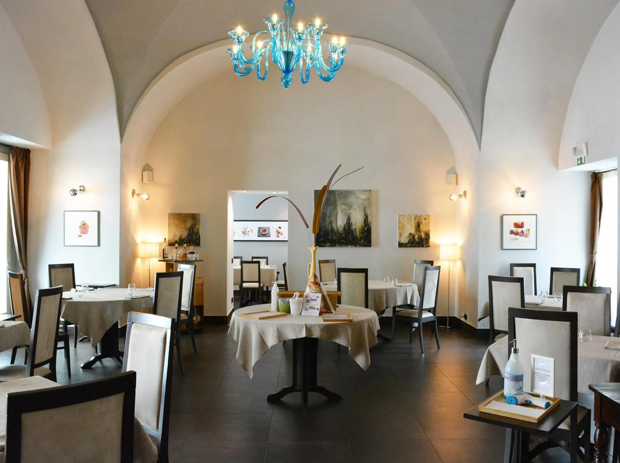 Restaurant/places to eat in La Finestra Sulla Reggia