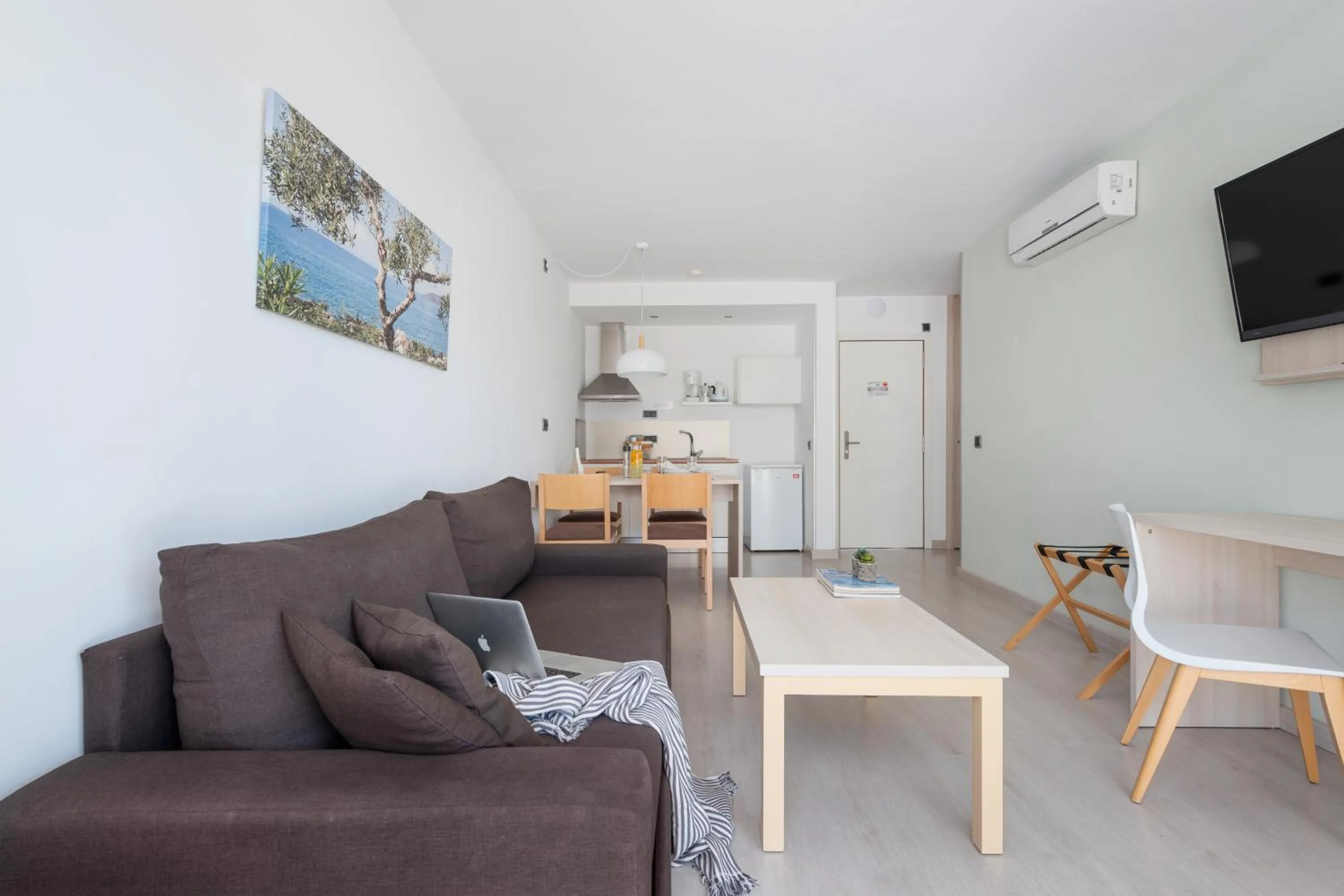 Living room in Olive Beach Apartamentos