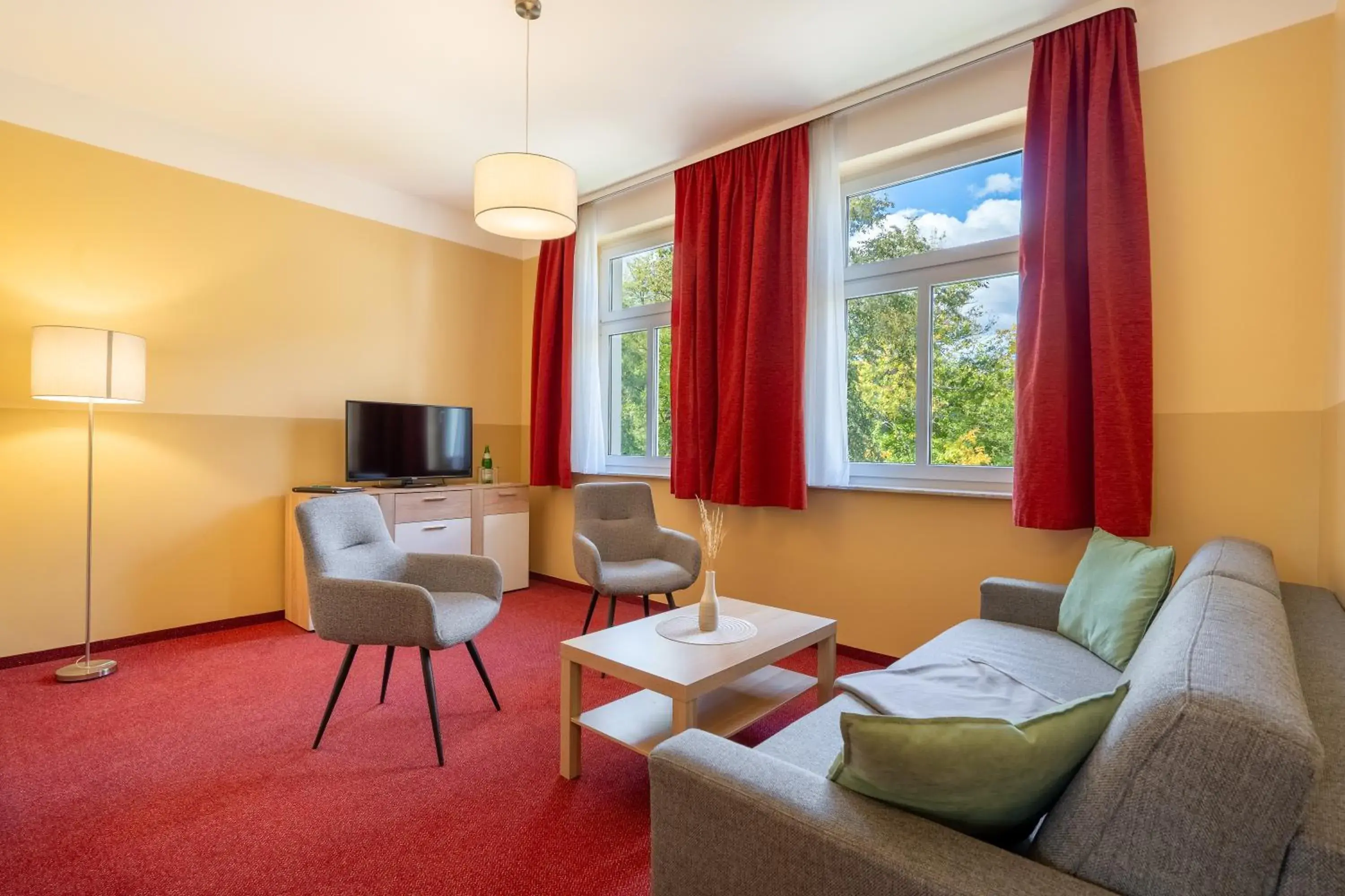Comfort Double Room with Balcony in Hotelpark Bodetal mit Ferienwohnungen Comfort Double Room with Balcony in Hotelpark Bodetal mit Ferienwohnungen