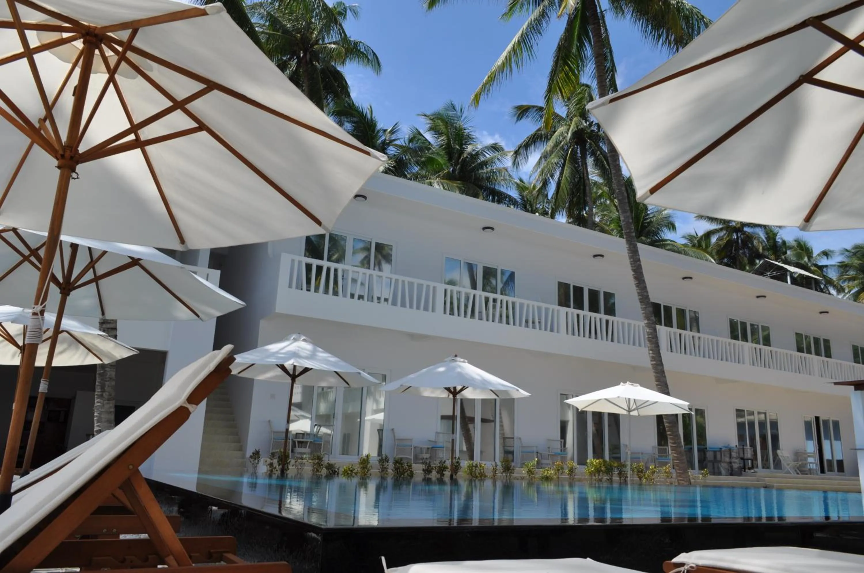 Swimming pool in Surf4You Residence