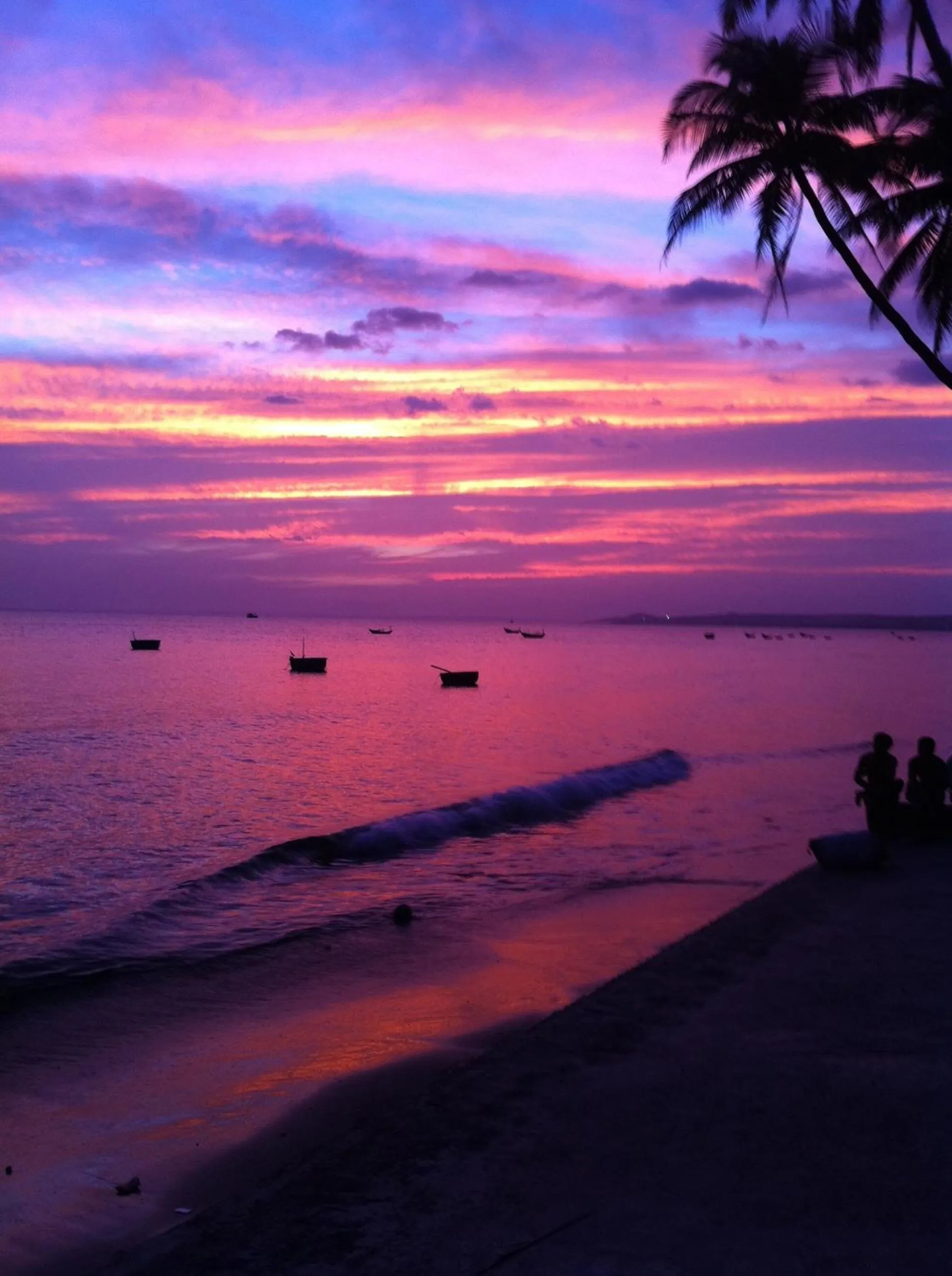 Beach in Surf4You Residence