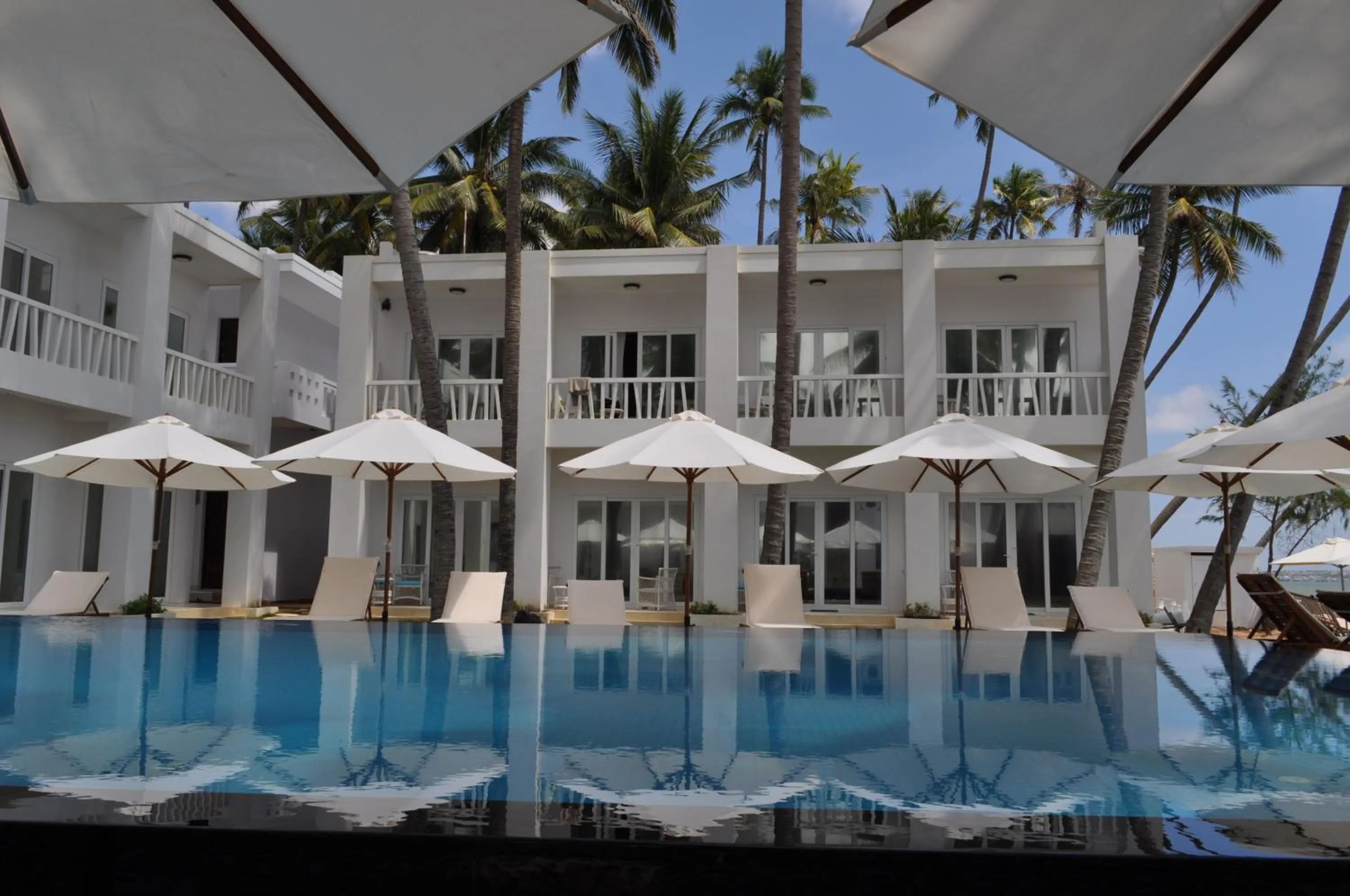 Facade/entrance in Surf4You Residence