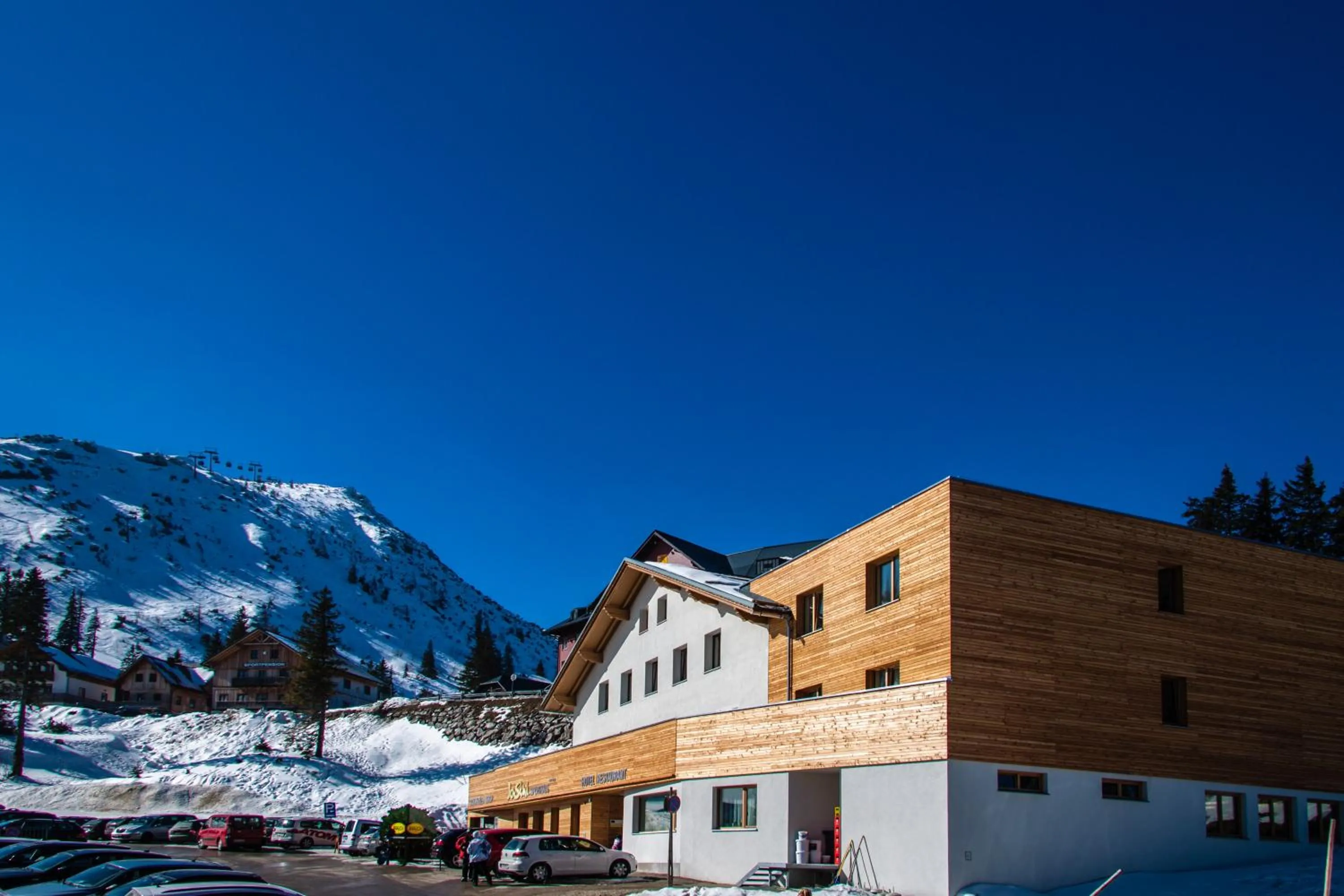 Facade/entrance in JoSchi Sporthaus Hochkar