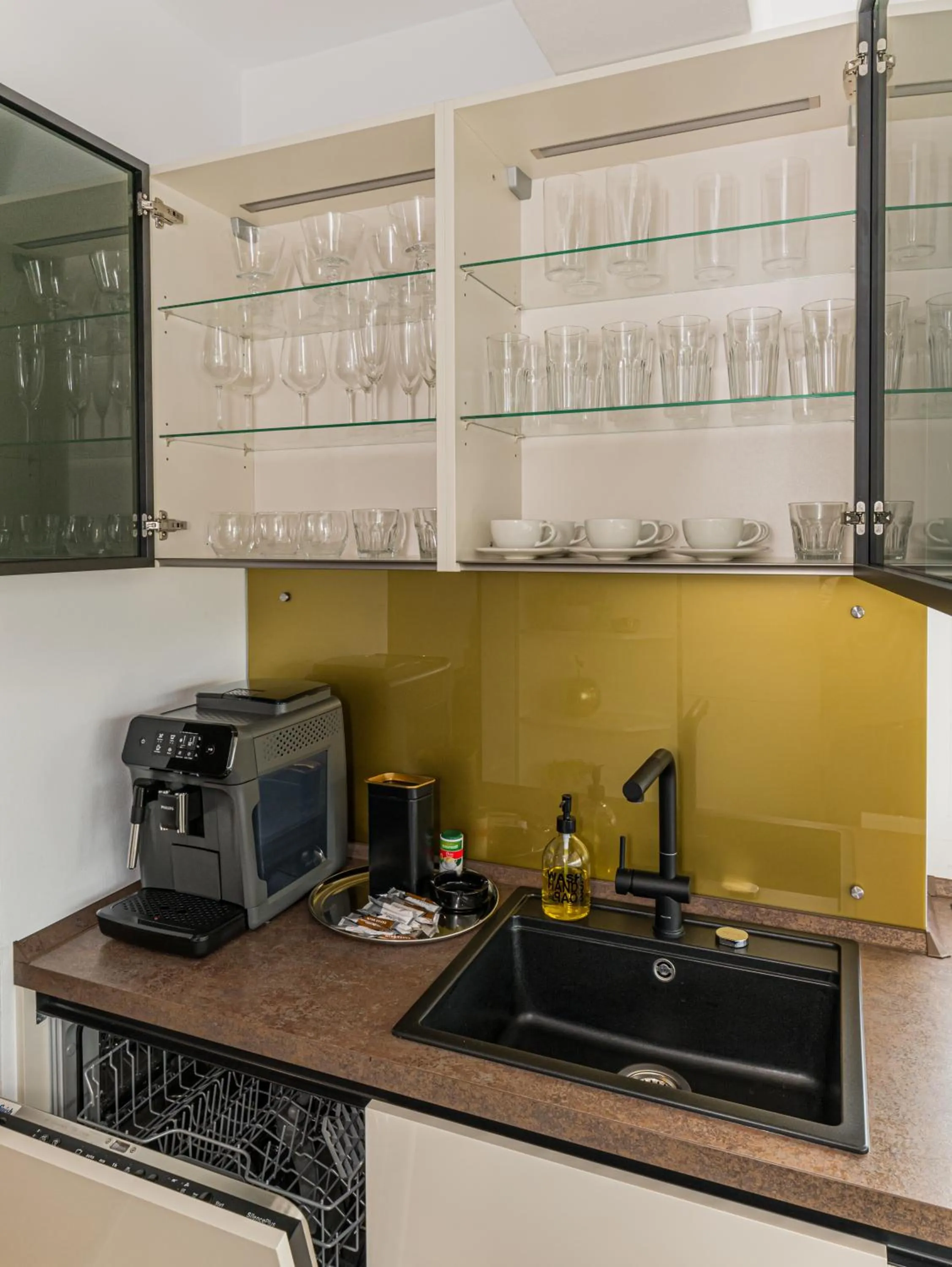 Kitchen or kitchenette in MK Apartments Brasov