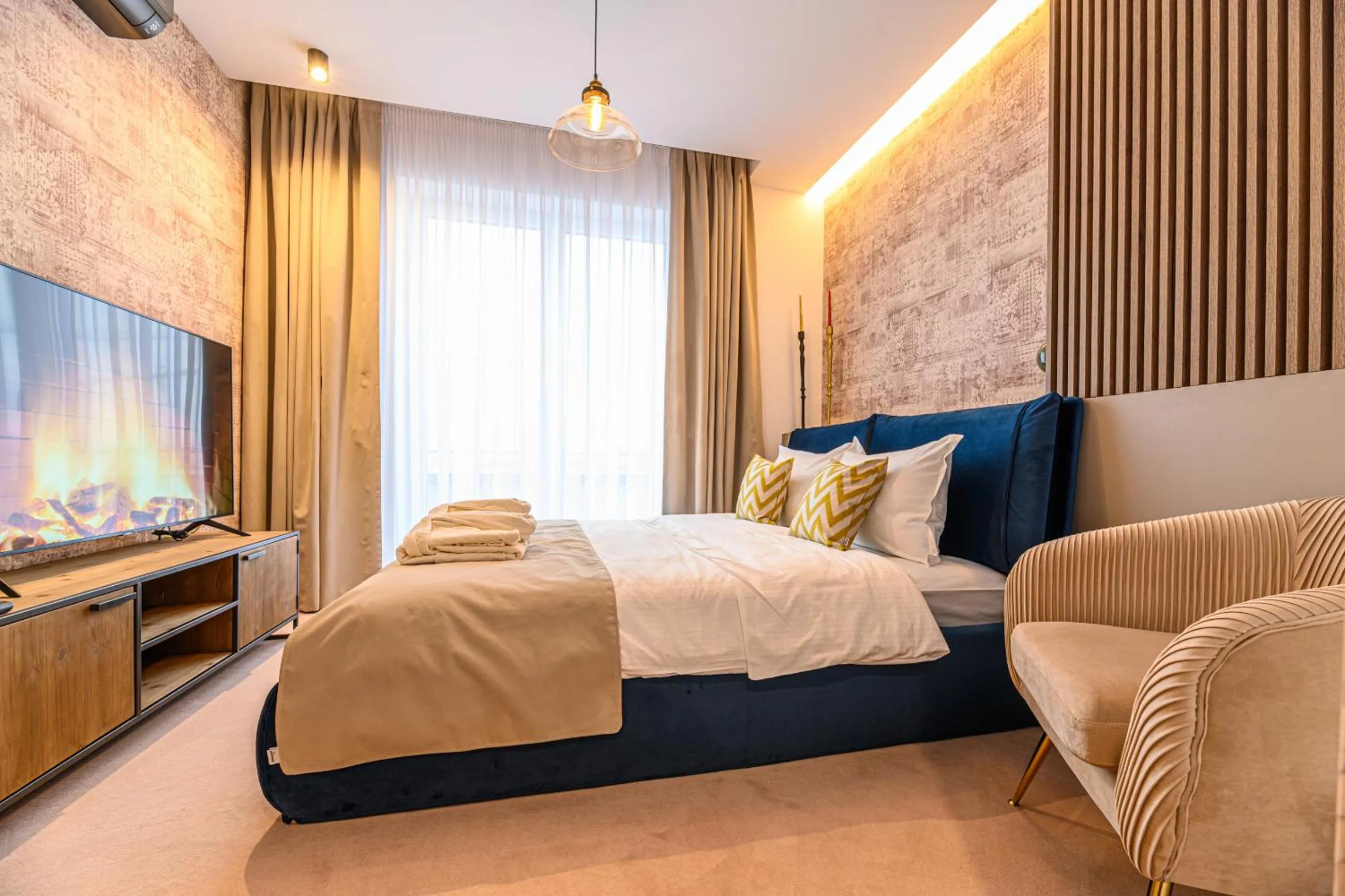 Bed in MK Apartments Brasov