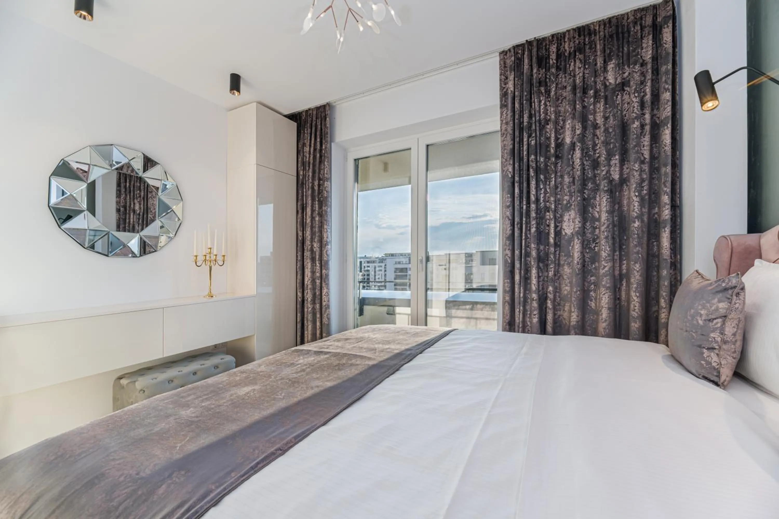 Bedroom, Bed in MK Apartments Brasov