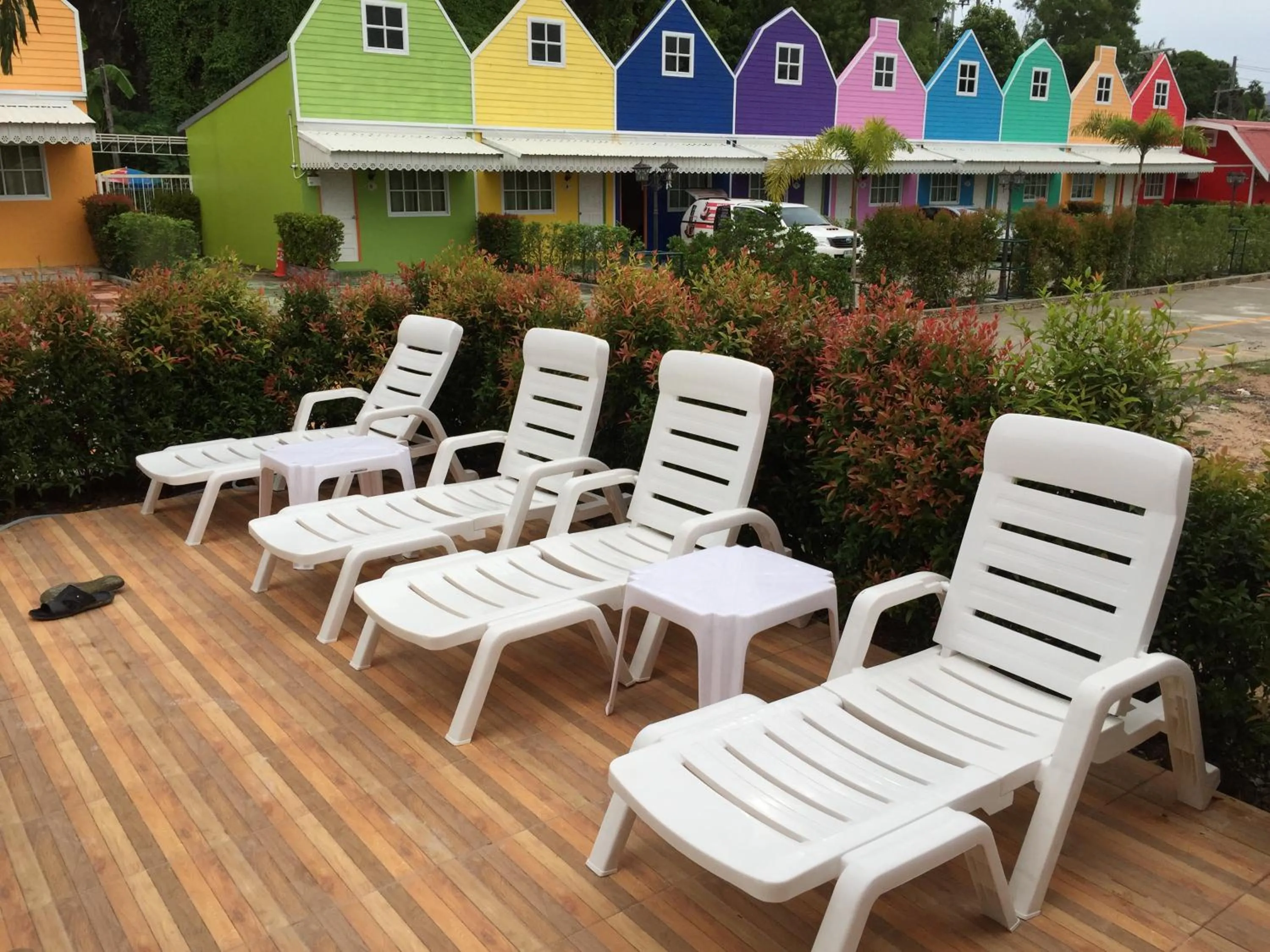 Holland Resort Phuket (SHA Extra Plus)