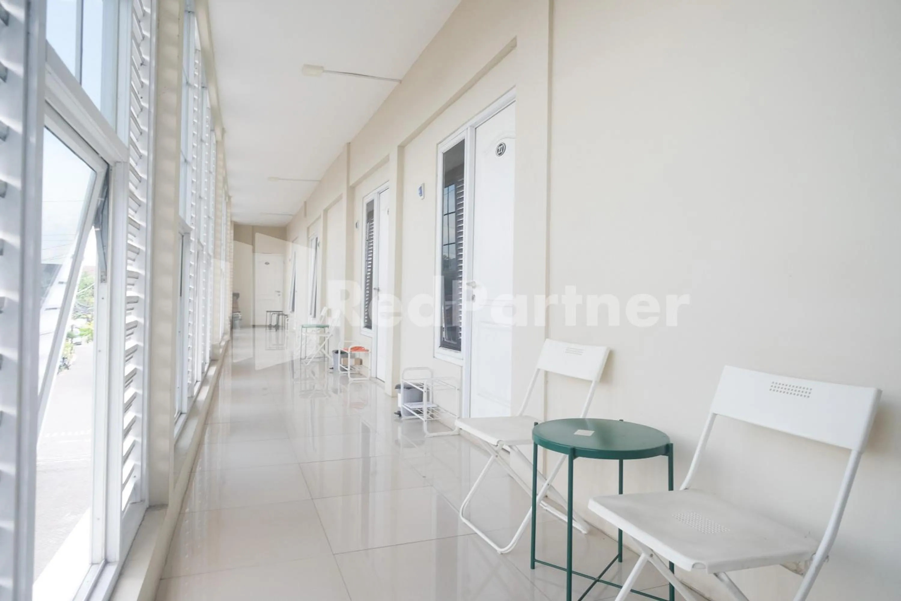 Property building in Griya Loka 2 Syariah Near Simpang Lima Mitra Reddoorz