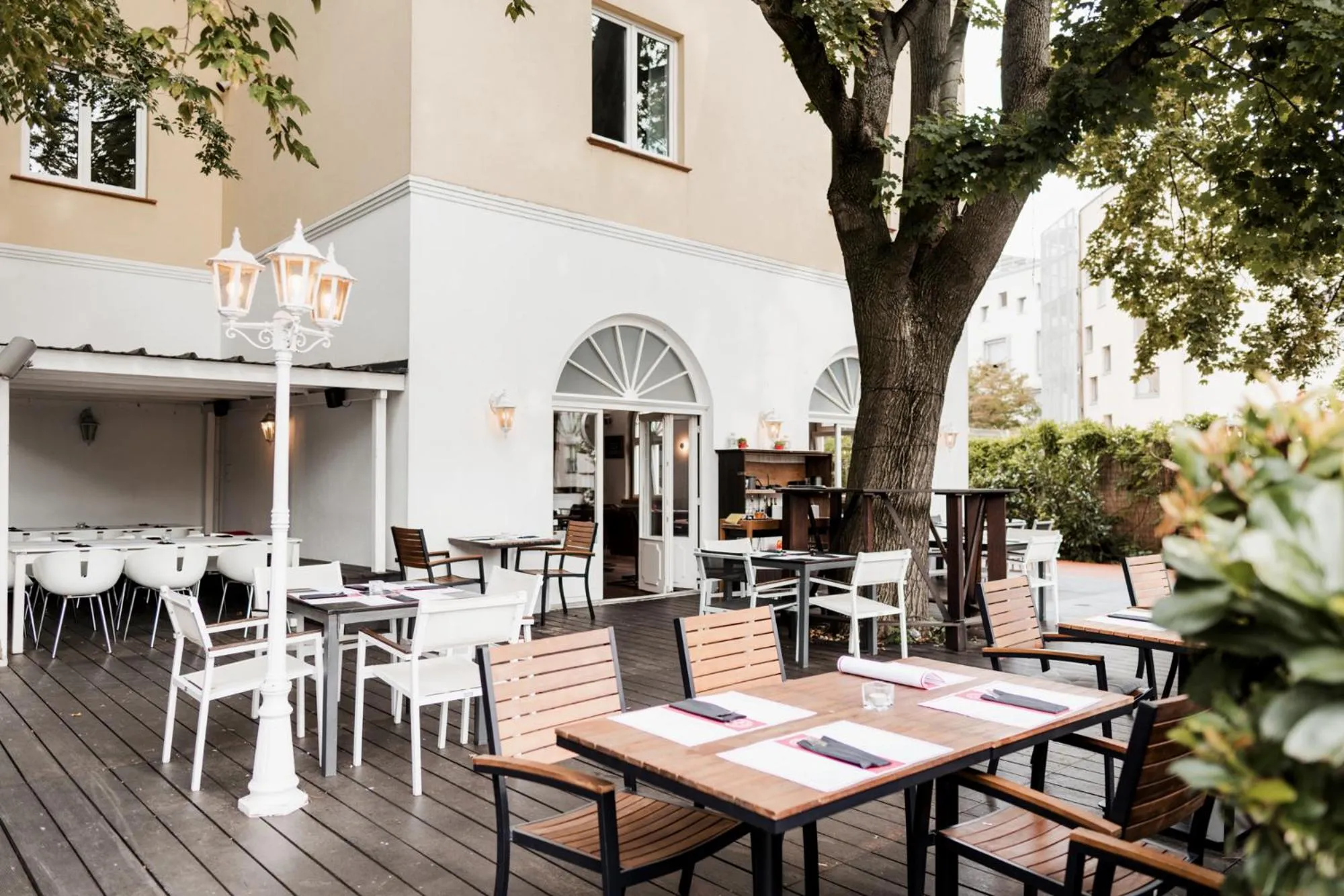 Property building in Müllner Smart Hotel Wien Self Check In