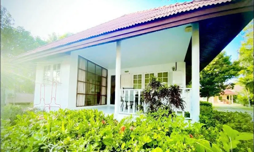 Baan Golden Resort & Residences