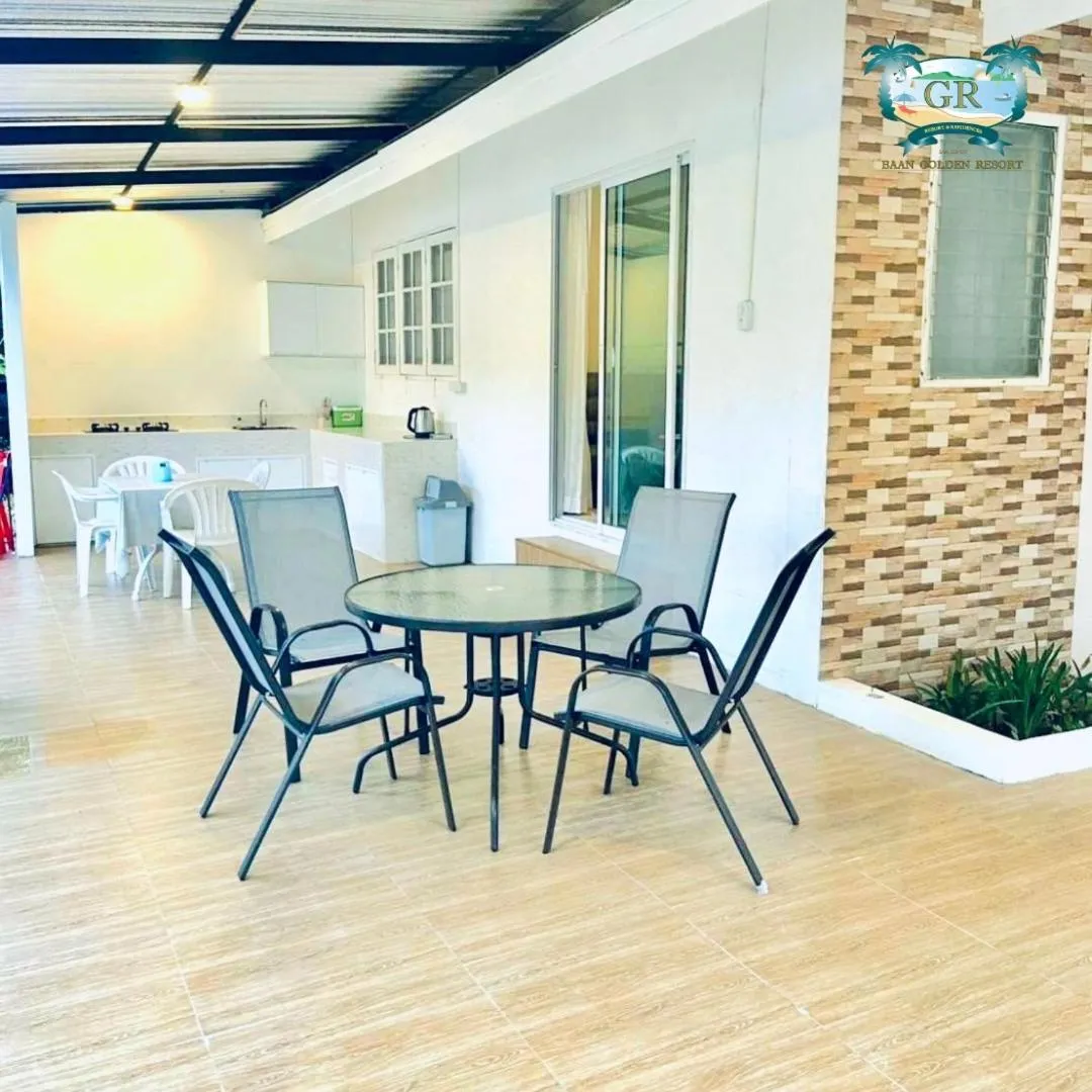 Patio in Baan Golden Resort & Residences